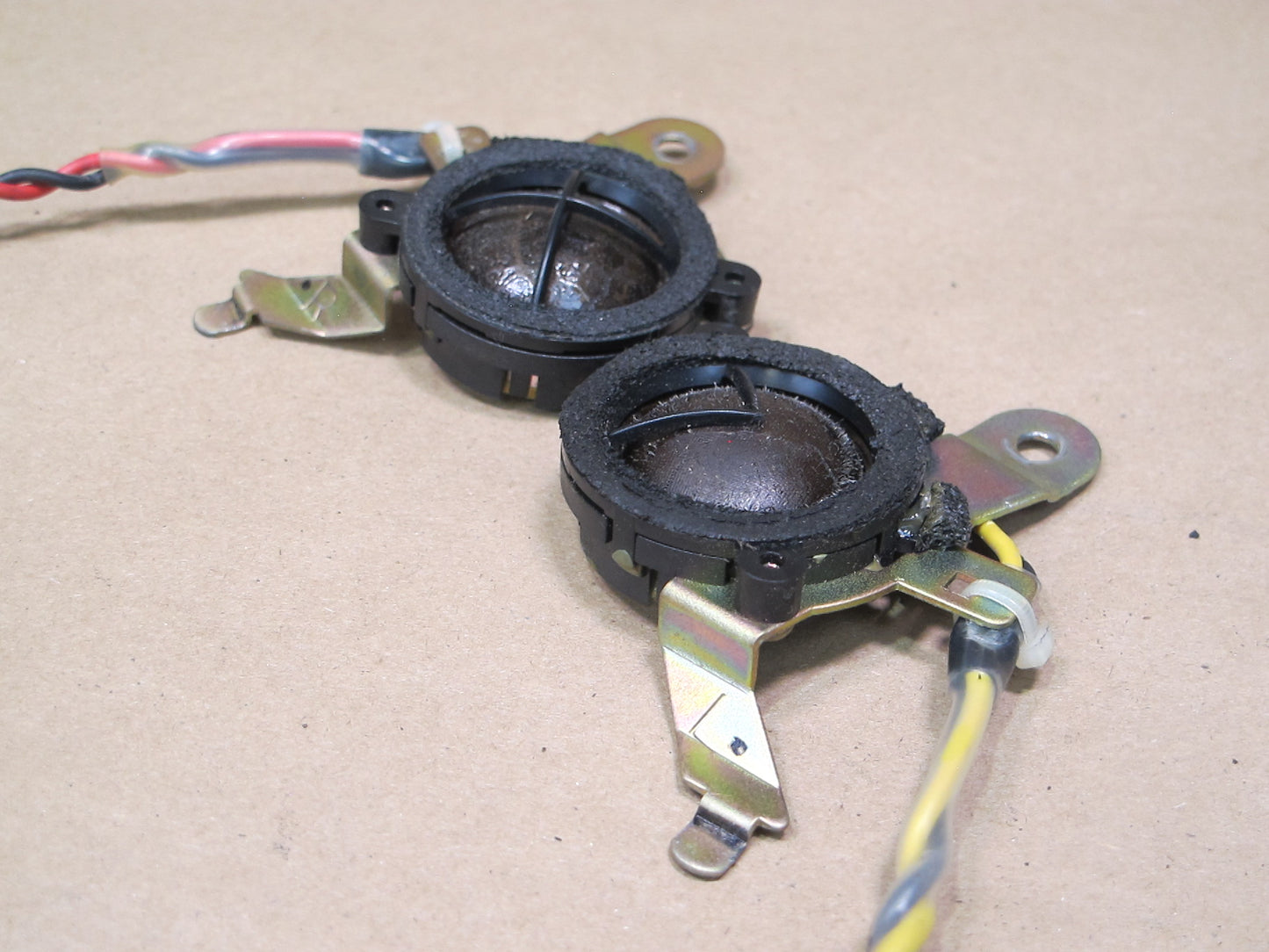 95-00 Lexus UCF20 LS400 Set of 2 Front Left & Right Door Speaker Tweeter OEM