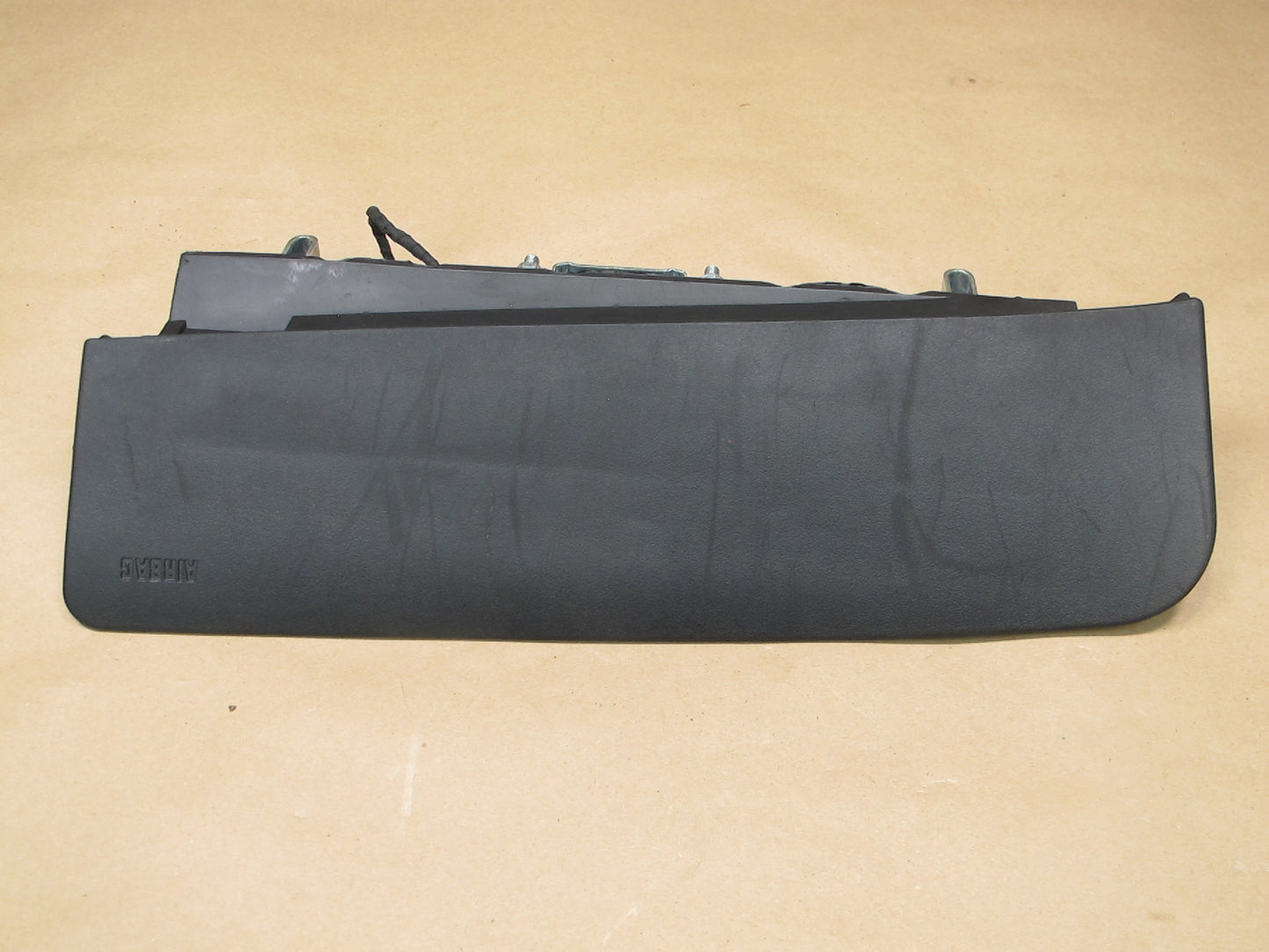 03-08 BMW E85 E86 Z4 FRONT RIGHT PASSENGER SIDE UNDER DASH KNEE SRS AIRBAG OEM