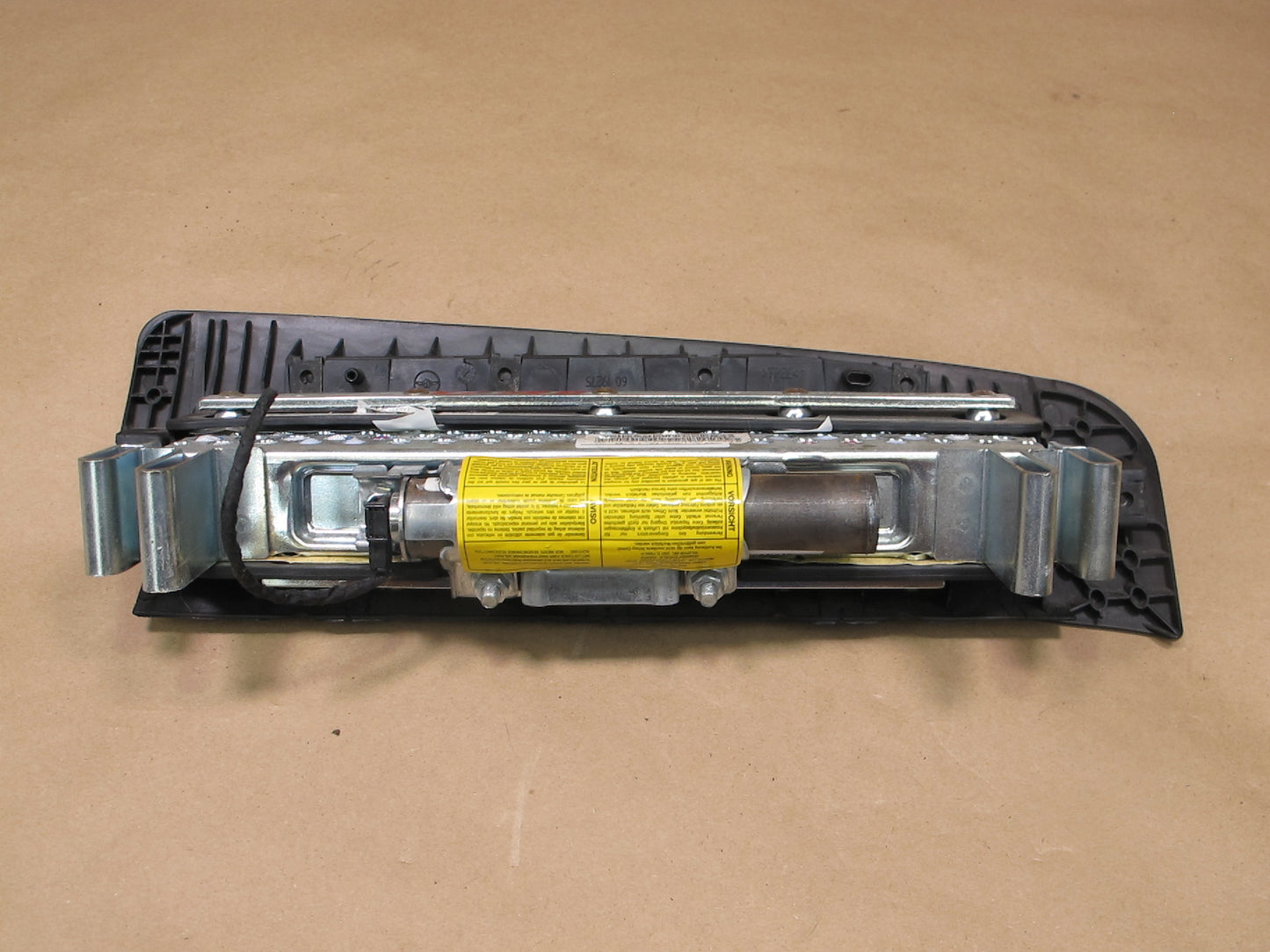 03-08 BMW E85 E86 Z4 FRONT RIGHT PASSENGER SIDE UNDER DASH KNEE SRS AIRBAG OEM