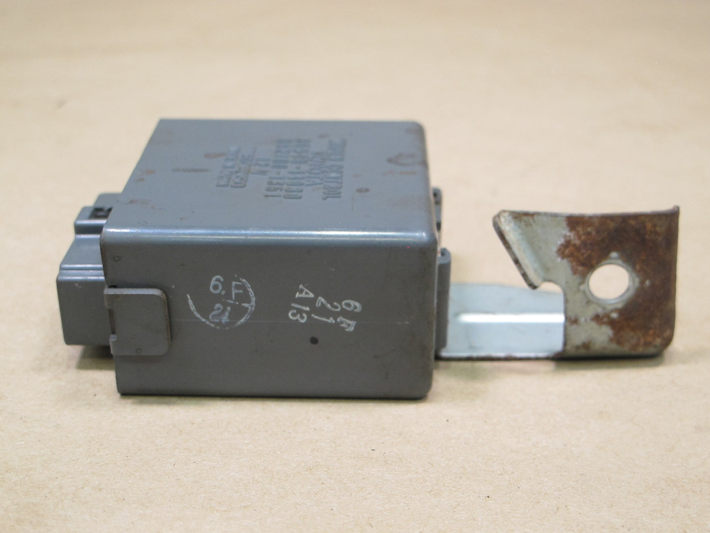 86-88 Toyota Supra MK3 Windshield Wiper Control Module 85940-14080 OEM