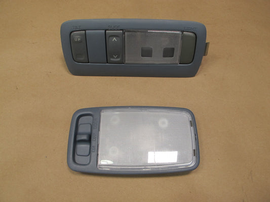 1992-1993 Lexus ES300 Front & Rear Dome Light w/ Sunroof Switch Dark Blue OEM