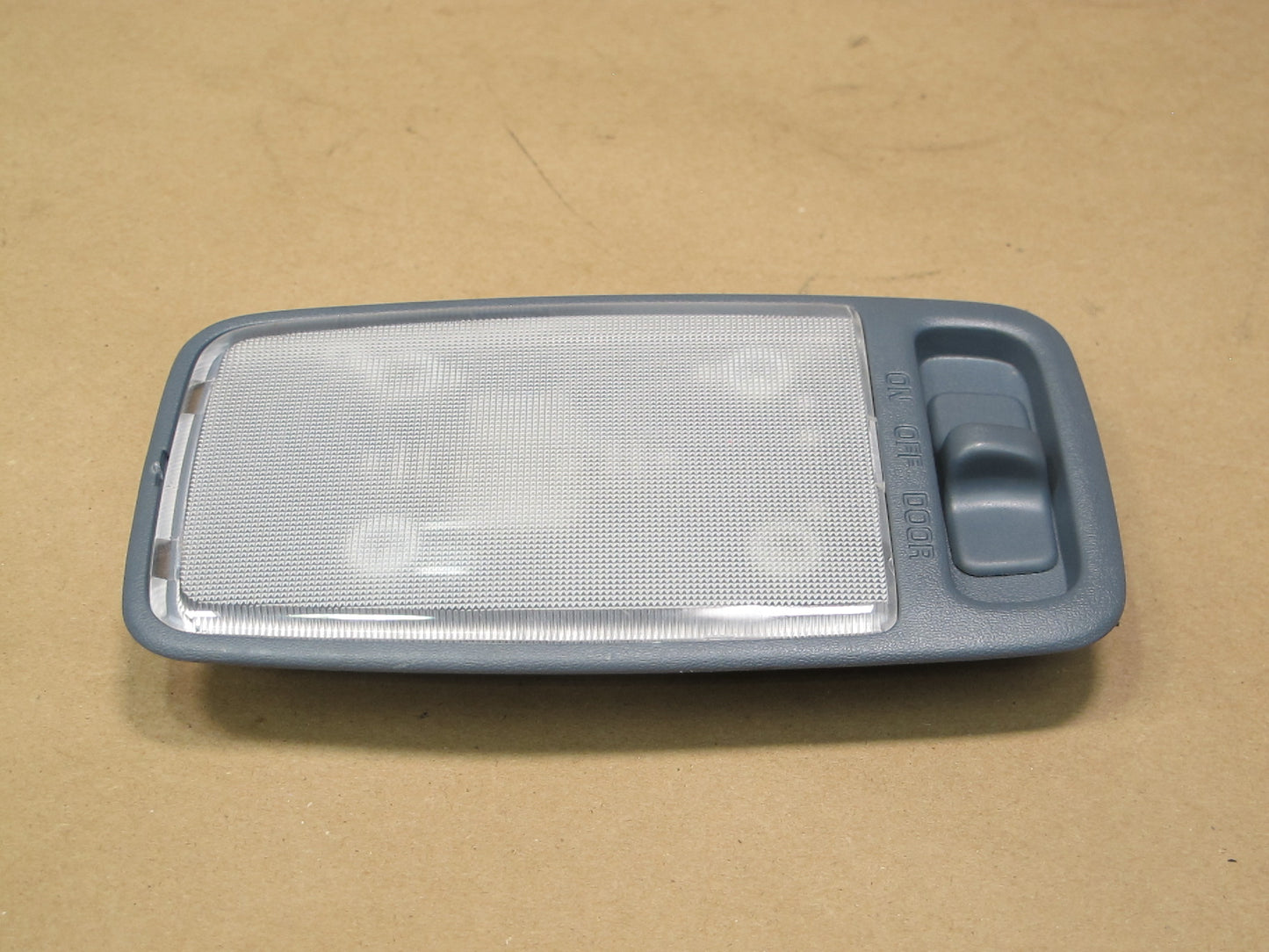 1992-1993 Lexus ES300 Front & Rear Dome Light w/ Sunroof Switch Dark Blue OEM