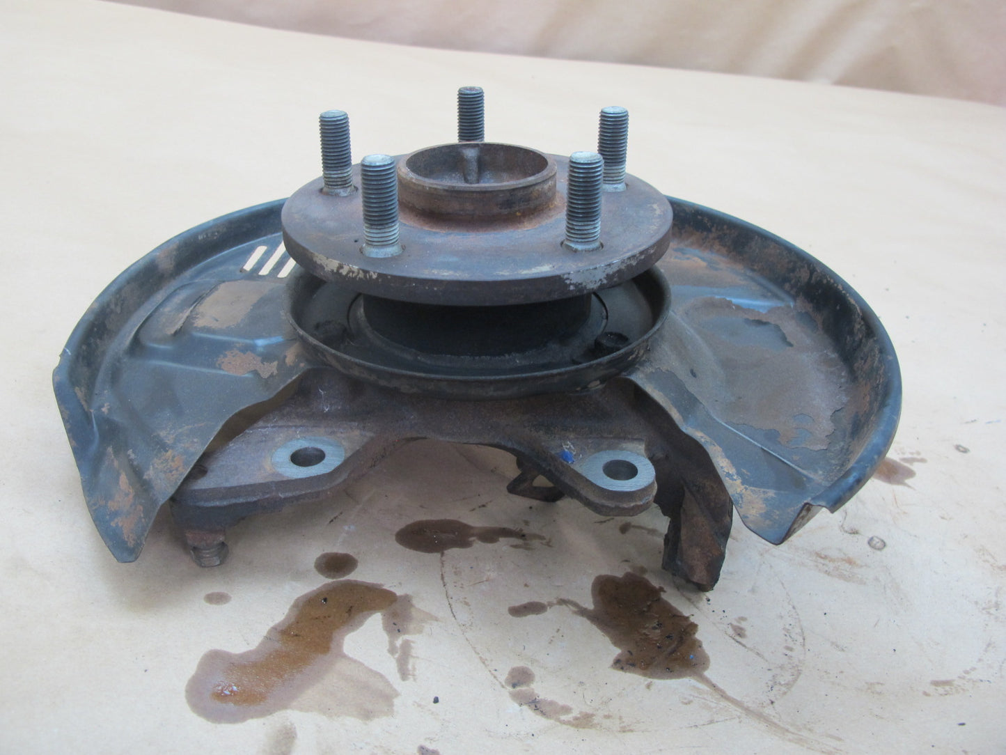 86-90 Toyota Supra MK3 Front Left Spindle Knuckle Wheel Hub Bearing OEM