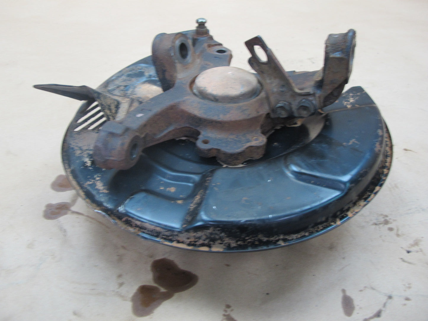 86-90 Toyota Supra MK3 Front Left Spindle Knuckle Wheel Hub Bearing OEM