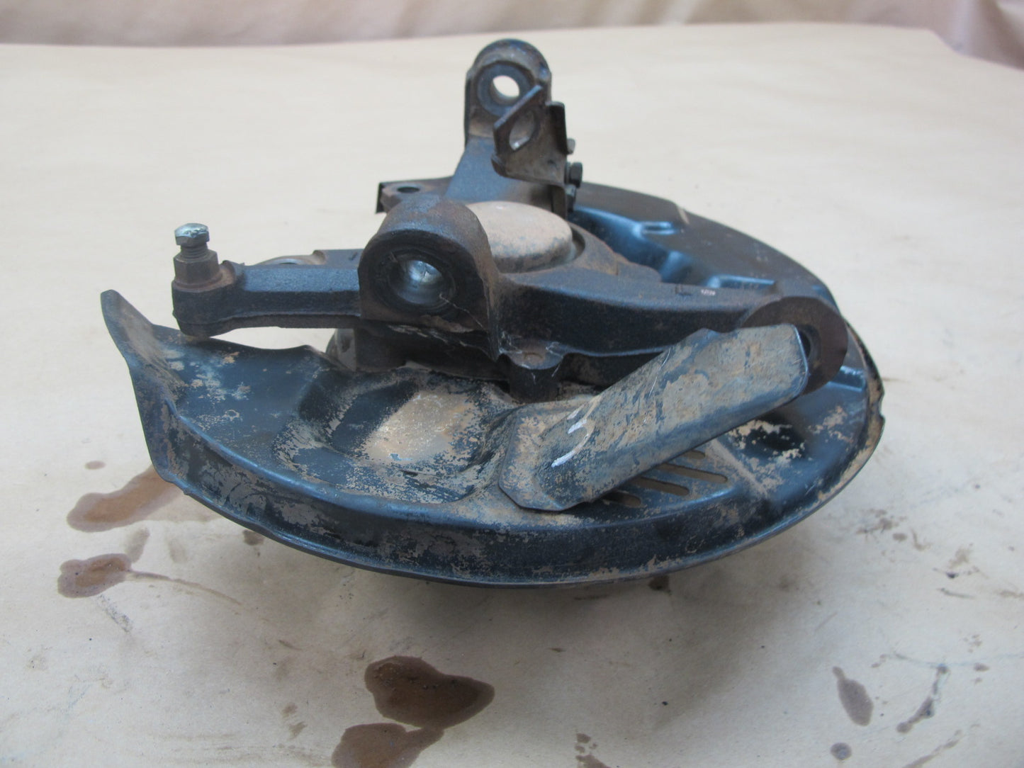 86-90 Toyota Supra MK3 Front Left Spindle Knuckle Wheel Hub Bearing OEM