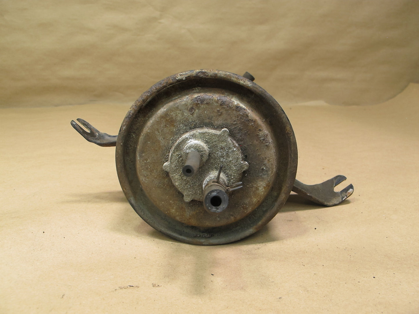83-85 Toyota Supra MA67 Fuel Evap Vapor Charcoal Canister 77740-14320 OEM