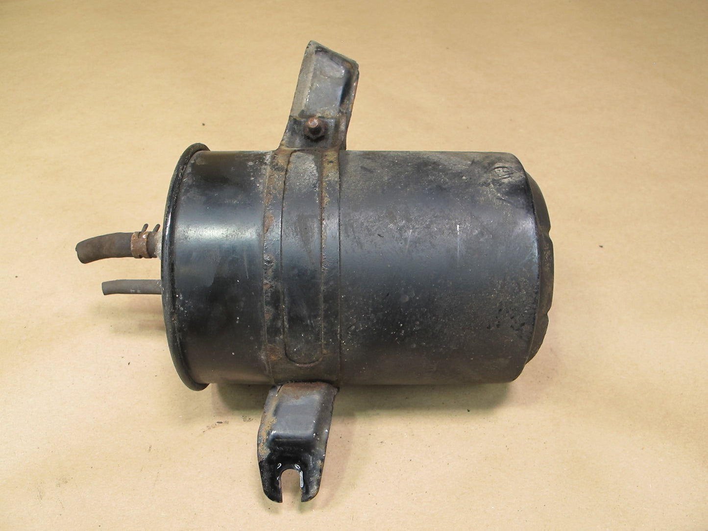 83-85 Toyota Supra MA67 Fuel Evap Vapor Charcoal Canister 77740-14320 OEM
