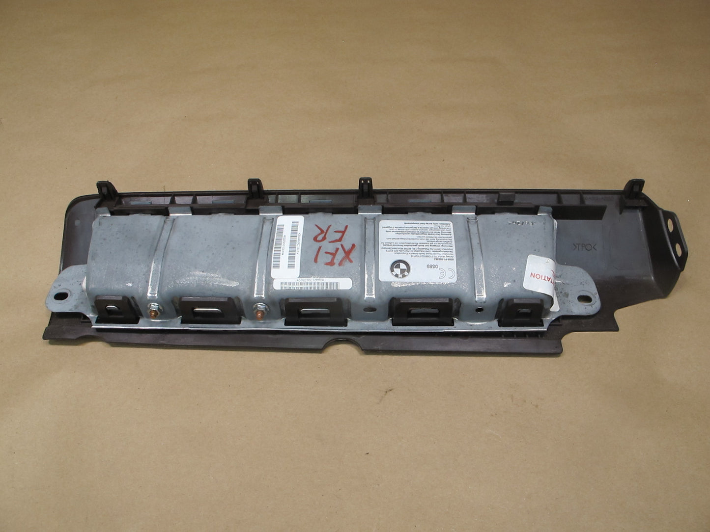 14-18 BMW F15 X5 FRONT RIGHT PASSENGER SIDE UNDER DASH KNEE SRS AIRBAG OEM