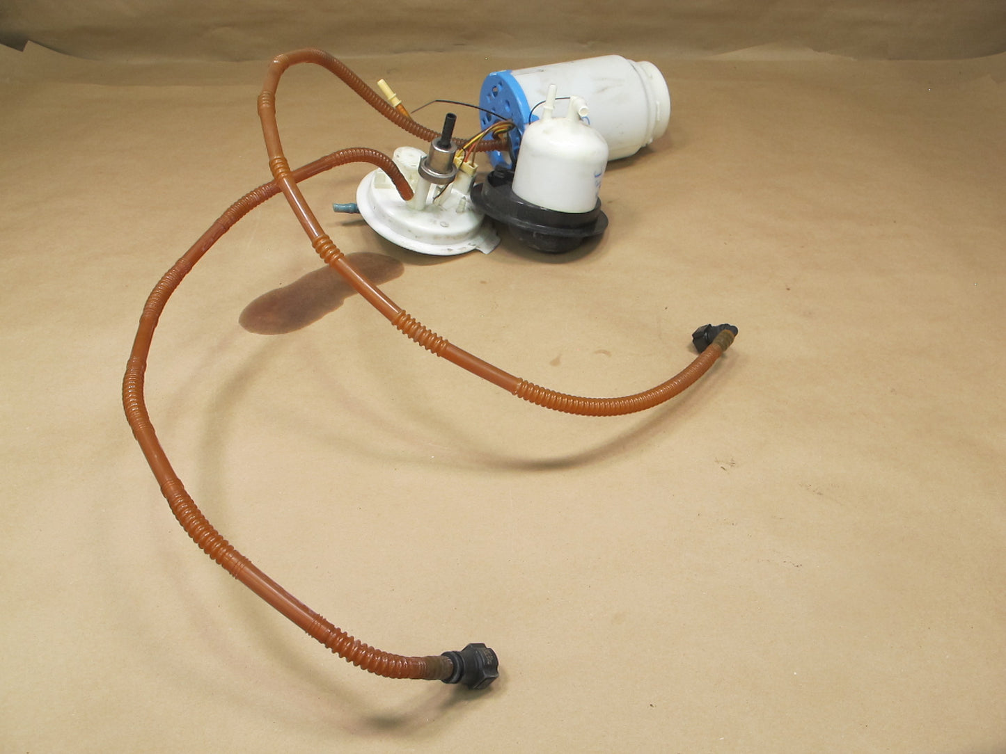 2011-2018 Porsche Cayenne 958 Fuel Pump Level Sensor Sending Unit Assembly
