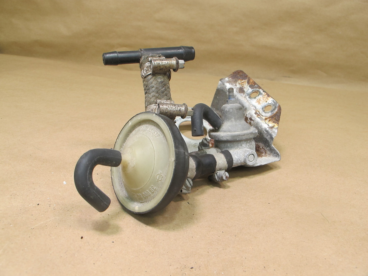 84-89 Porsche 944 Emission Evaporator Fuel Vent Vacuum Valve 035133517 OEM
