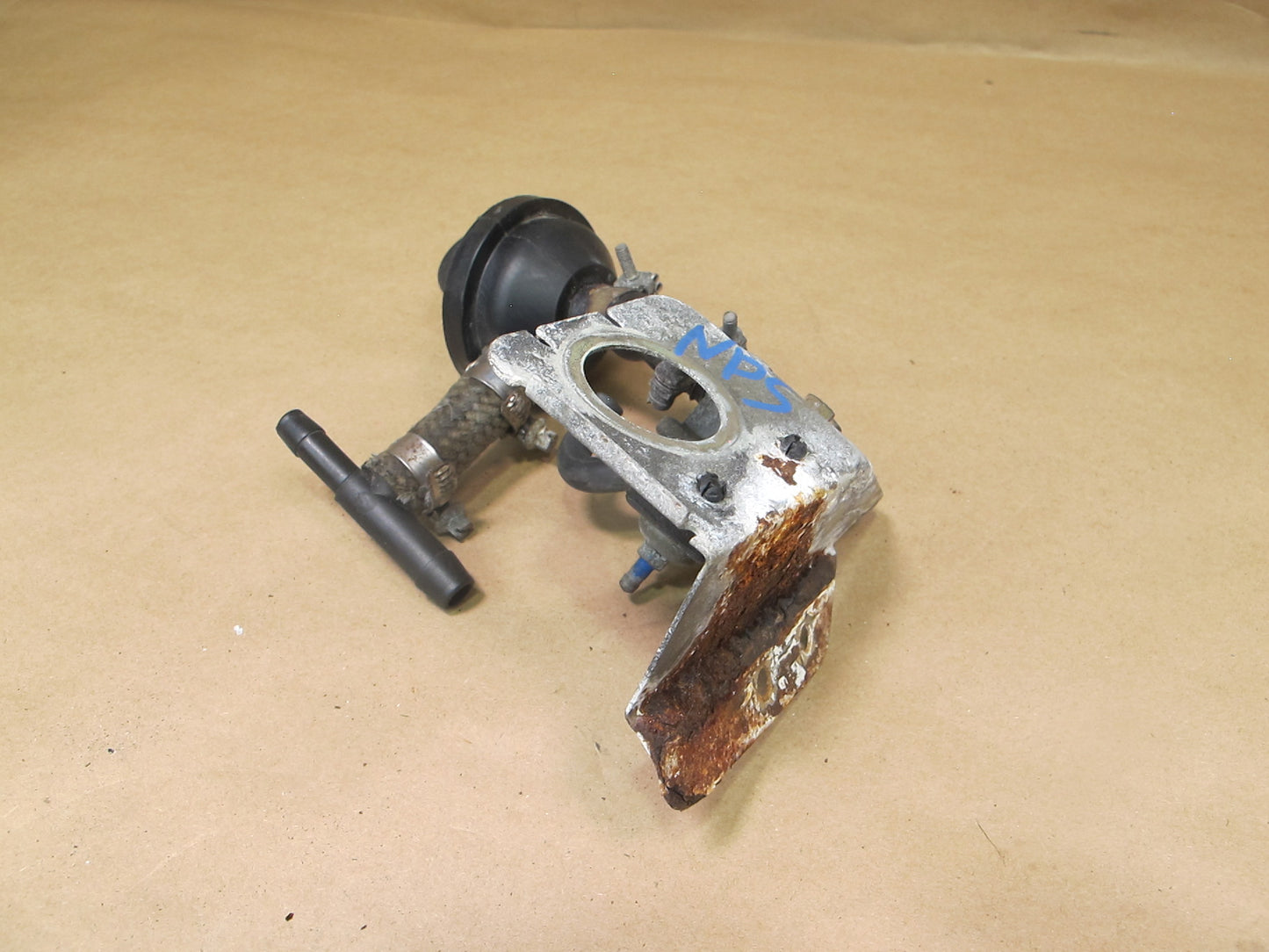 84-89 Porsche 944 Emission Evaporator Fuel Vent Vacuum Valve 035133517 OEM