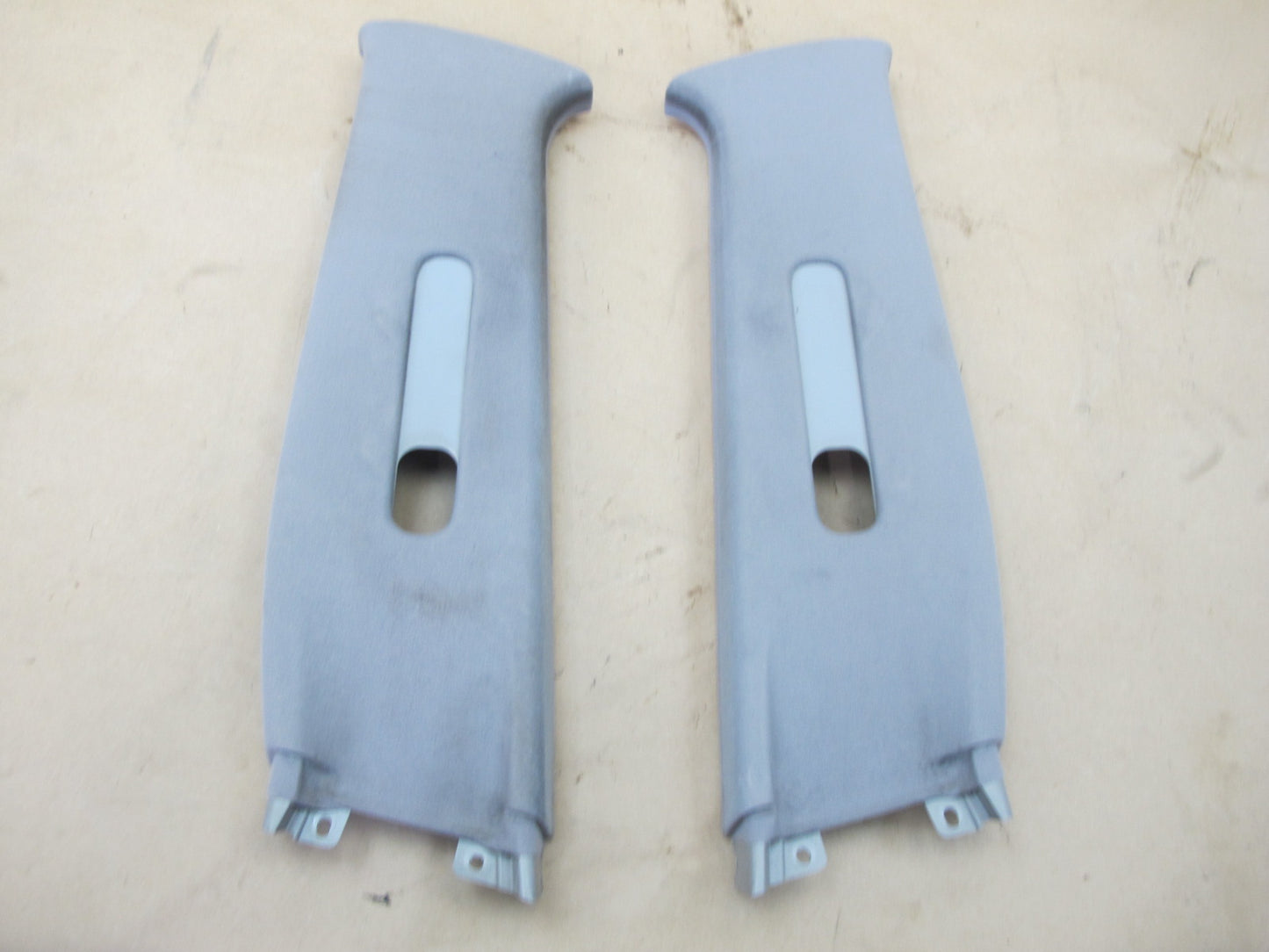 01-05 Lexus JCE10 IS300 Set of 2 Center B Pillar Upper Trim Cover Panel OEM