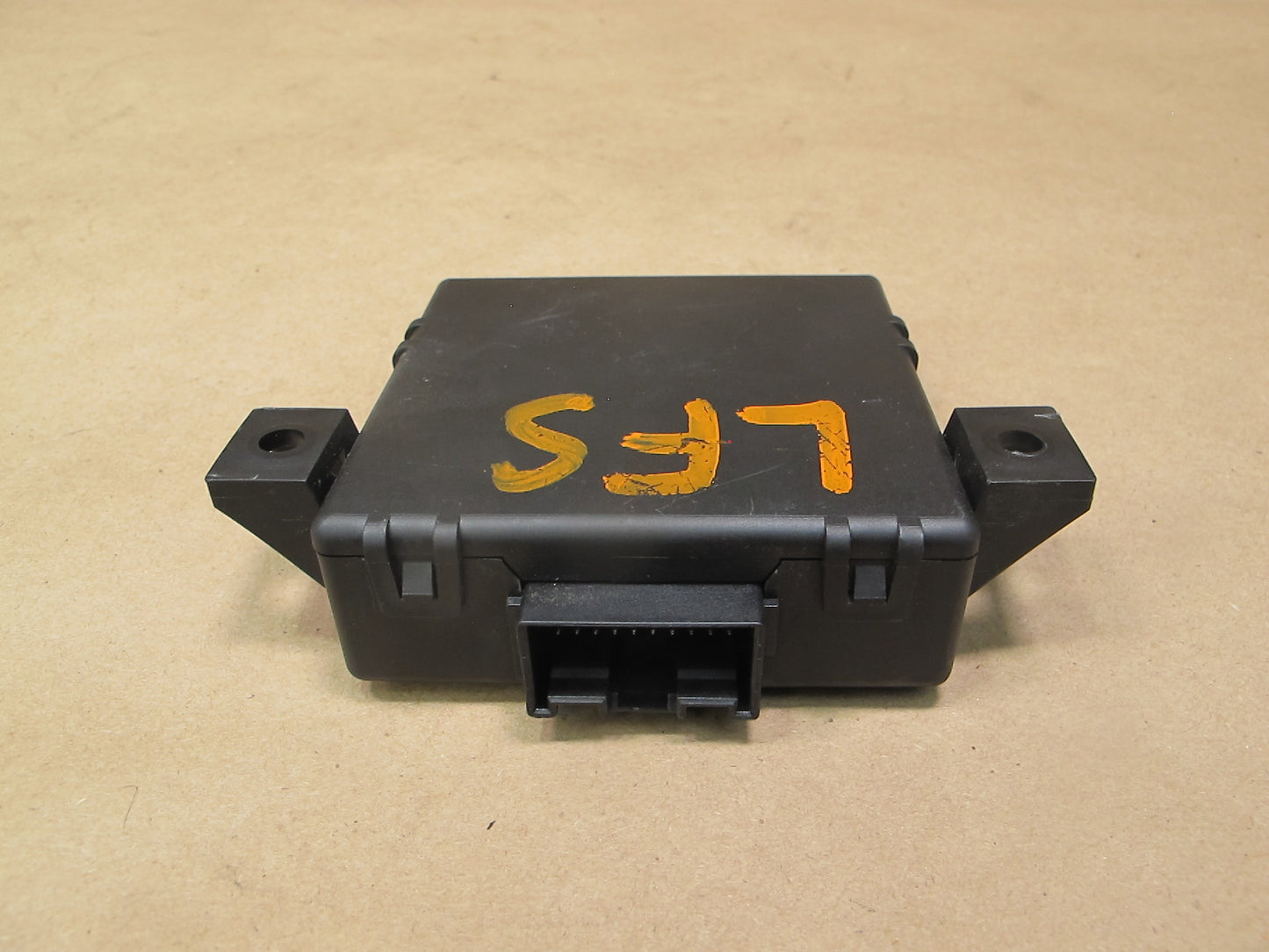 08-12 Audi 8T A5 S5 Gateway Network Control Module 8T0907468M OEM