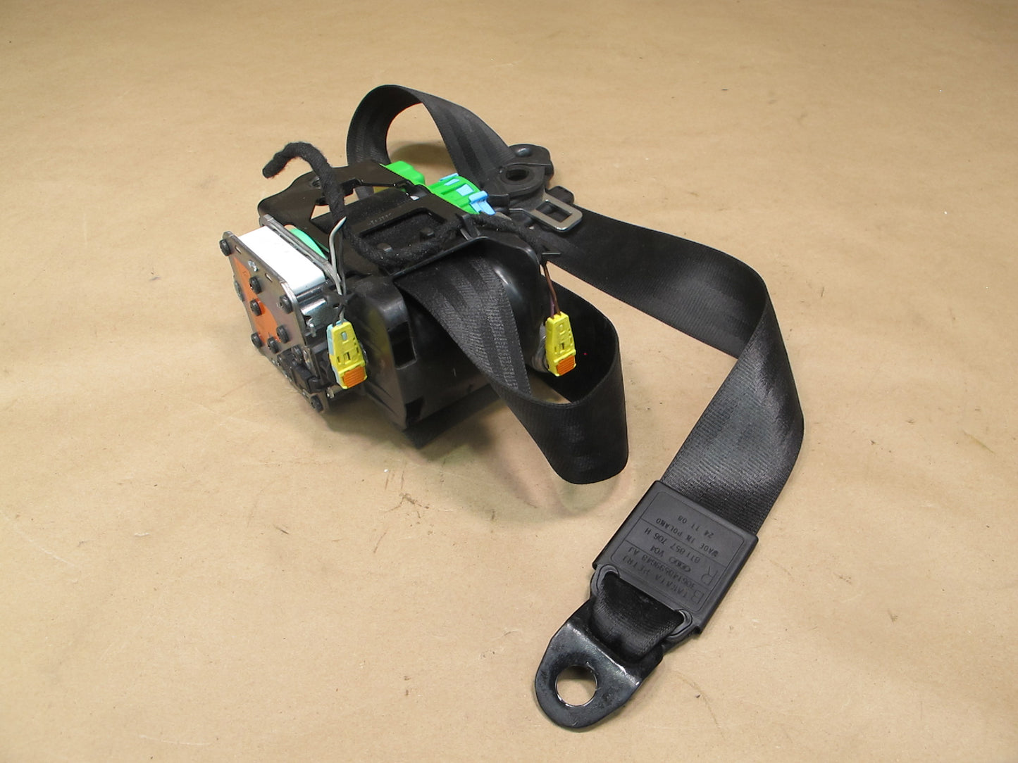 08-17 AUDI A5 S5 FRONT RIGHT PASSENGER SIDE SEATBELT RETRACTOR OEM