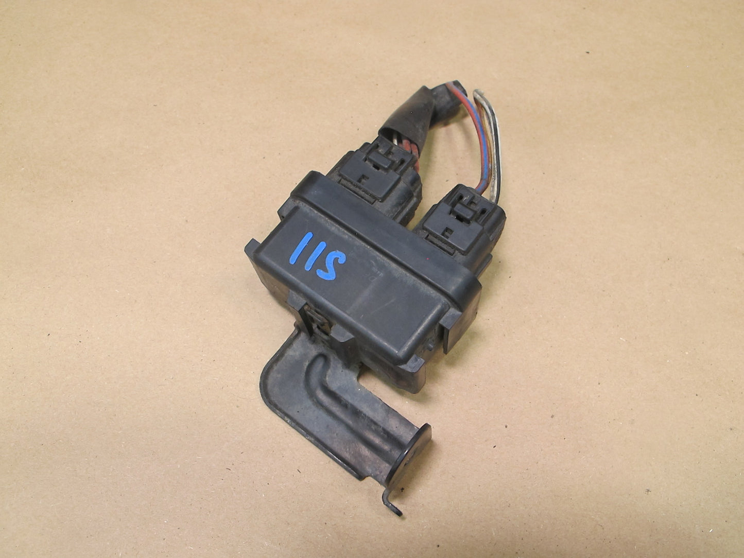 01-05 Lexus JCE10 IS300 Daytime Running Light Relay 82840-53010 OEM