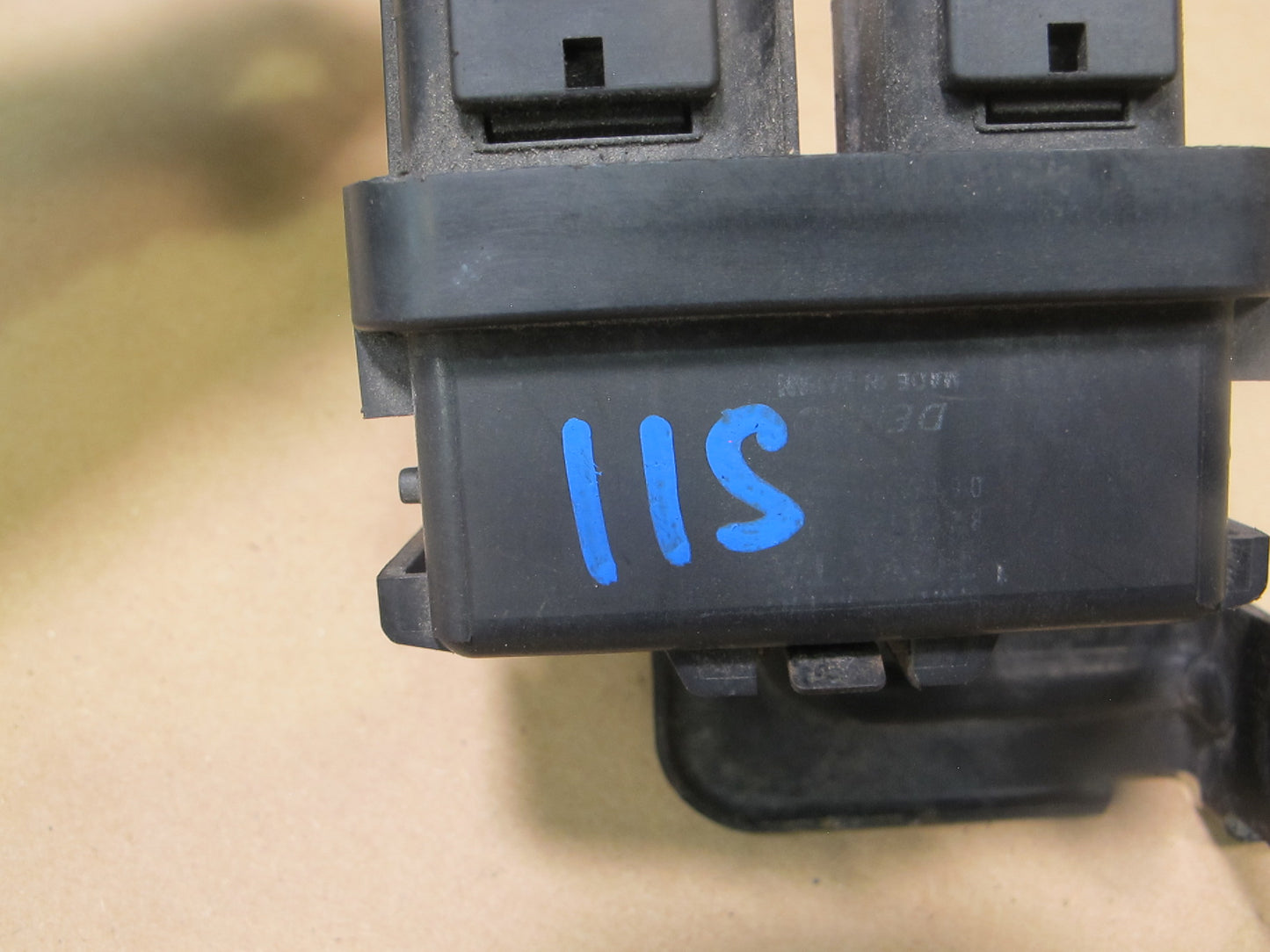 01-05 Lexus JCE10 IS300 Daytime Running Light Relay 82840-53010 OEM