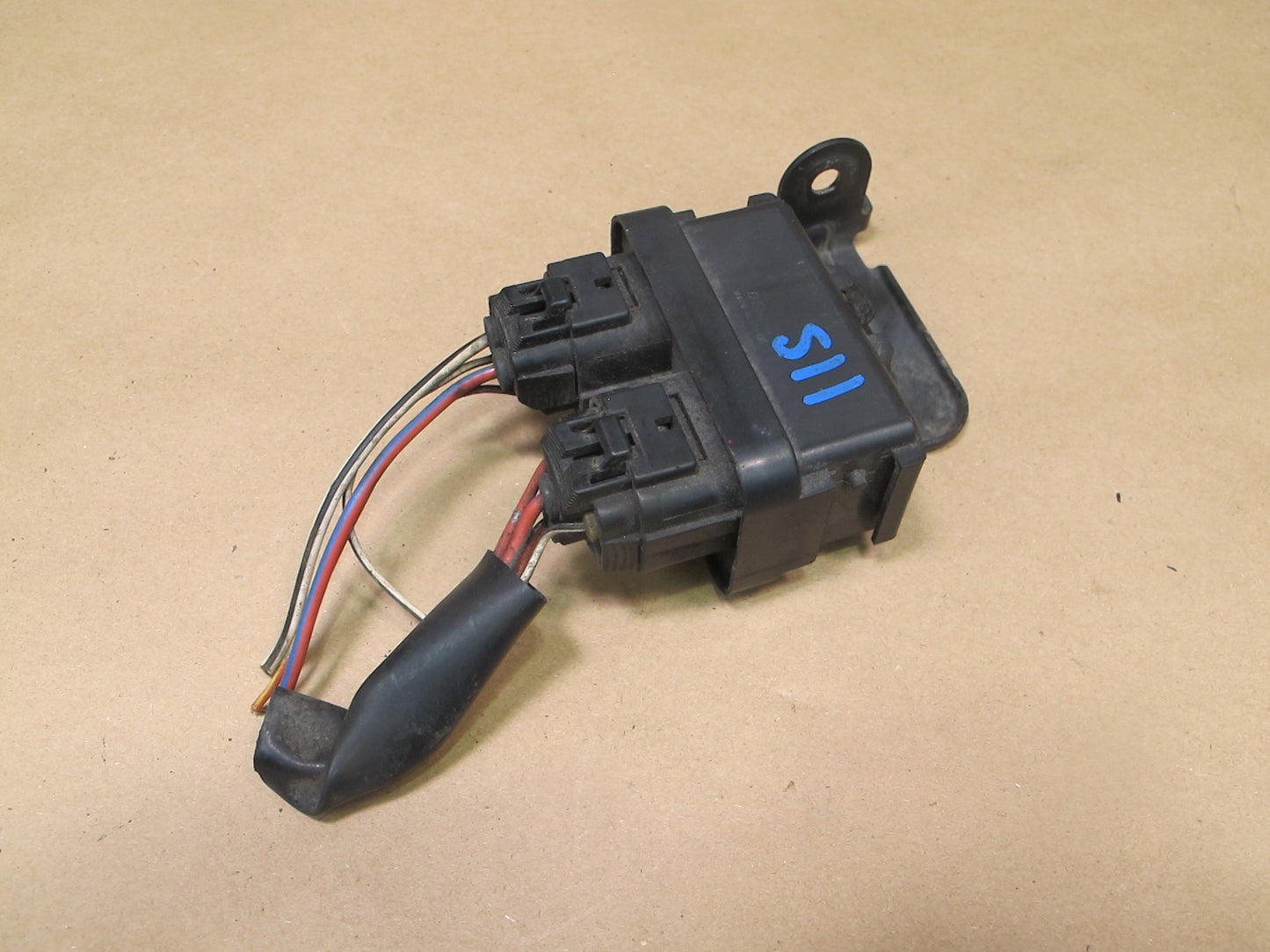 01-05 Lexus JCE10 IS300 Daytime Running Light Relay 82840-53010 OEM