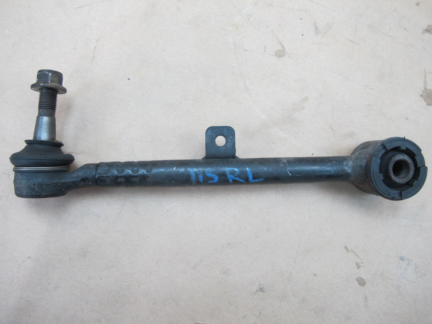 01-05 Lexus JCE10 IS300 Set of 2 Rear Left Lower & Lateral Control Arm OEM