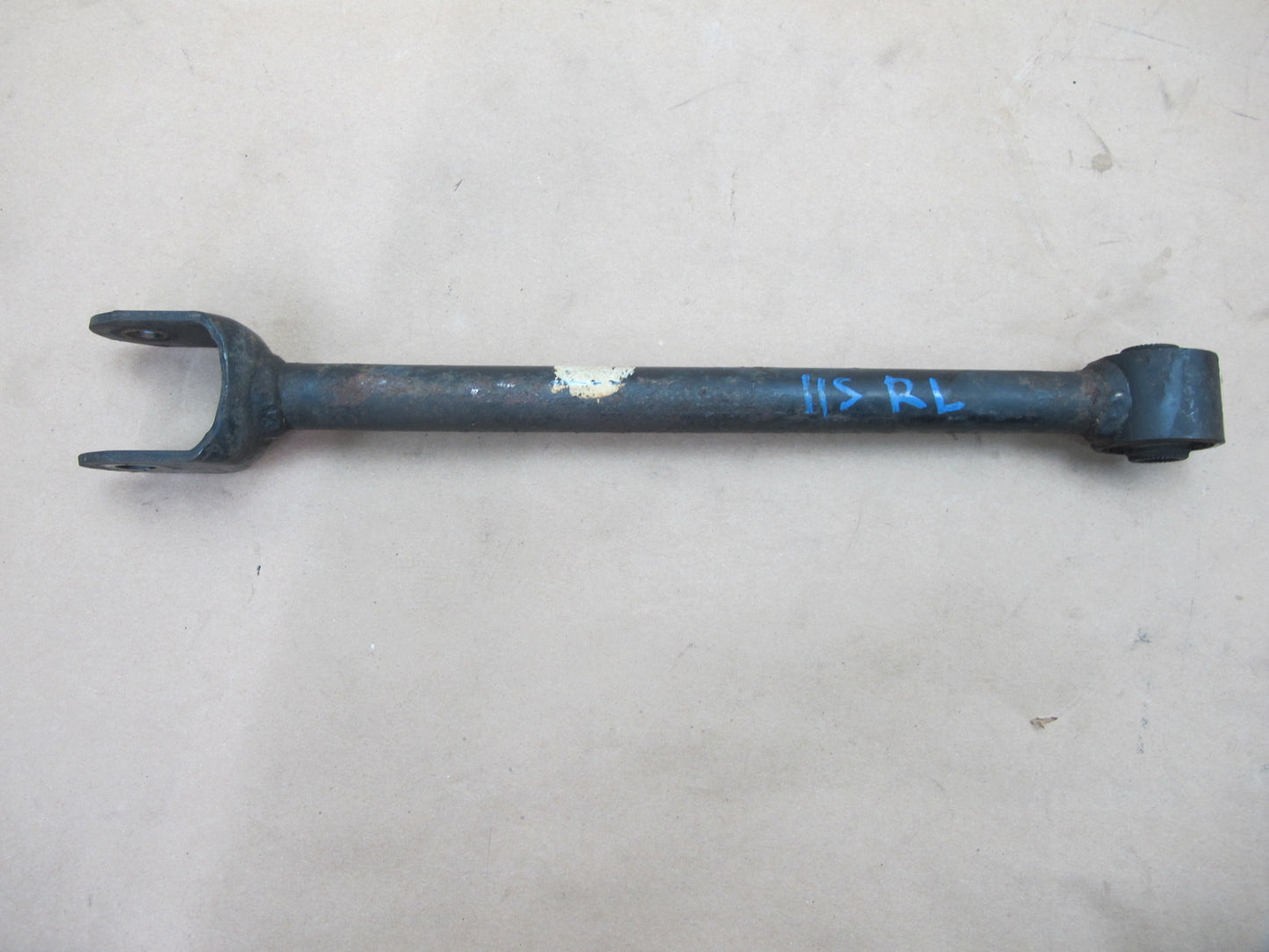 01-05 Lexus JCE10 IS300 Set of 2 Rear Left Lower & Lateral Control Arm OEM