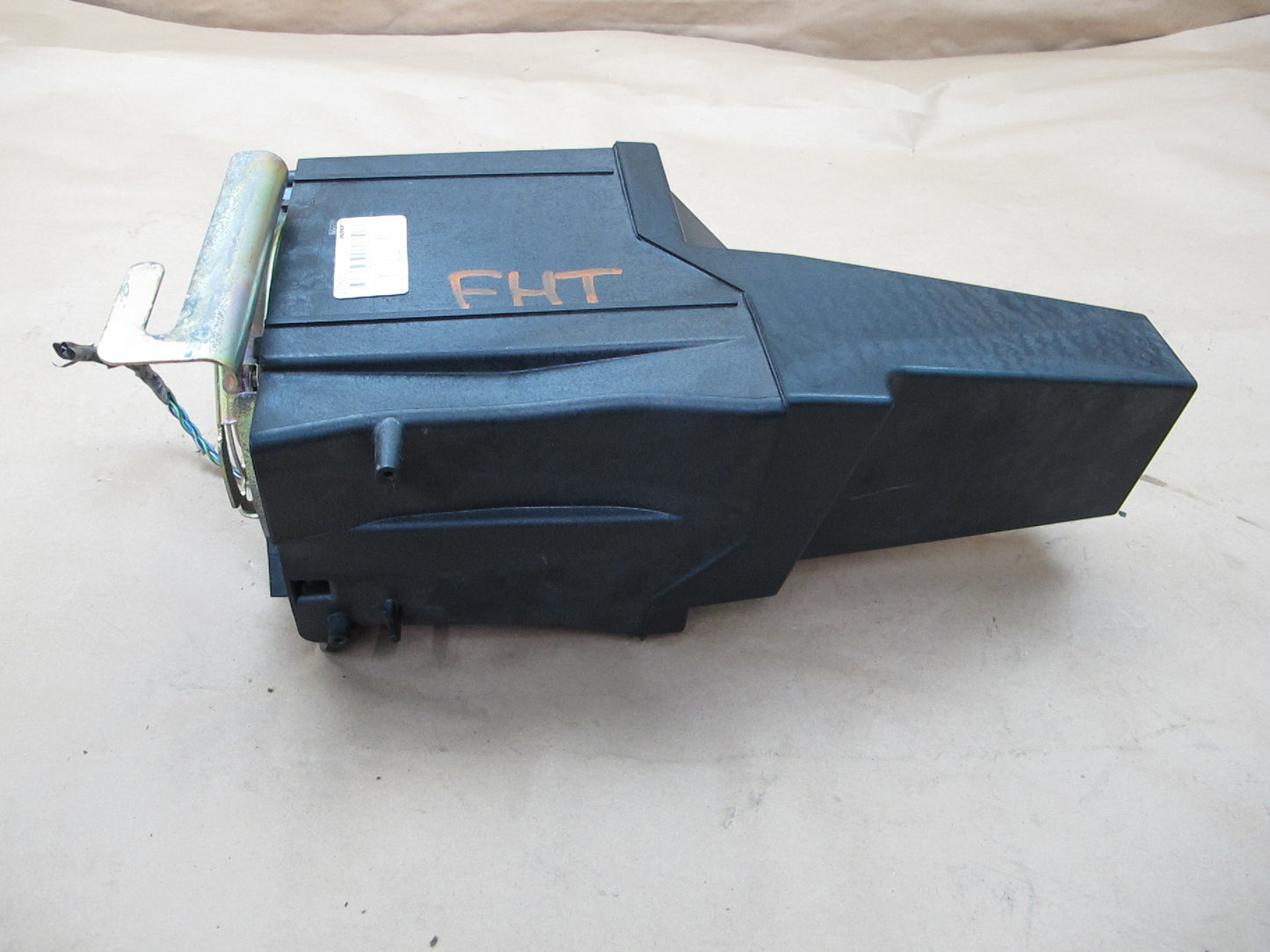 2003-2007 Hummer H2 Bose Subwoofer Box 15177436