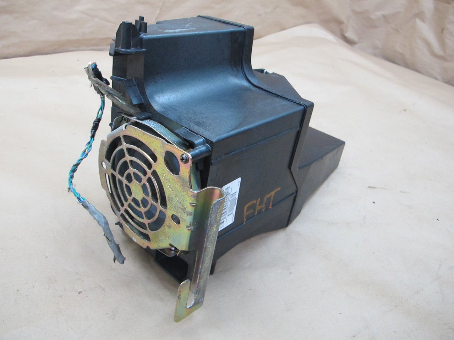 2003-2007 Hummer H2 Bose Subwoofer Box 15177436