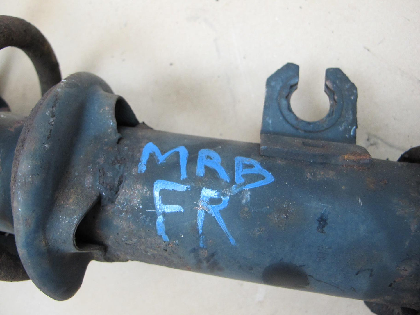 86-91 Mazda RX7 Set of 2 Front Left & Right Strut Shock Absorber OEM