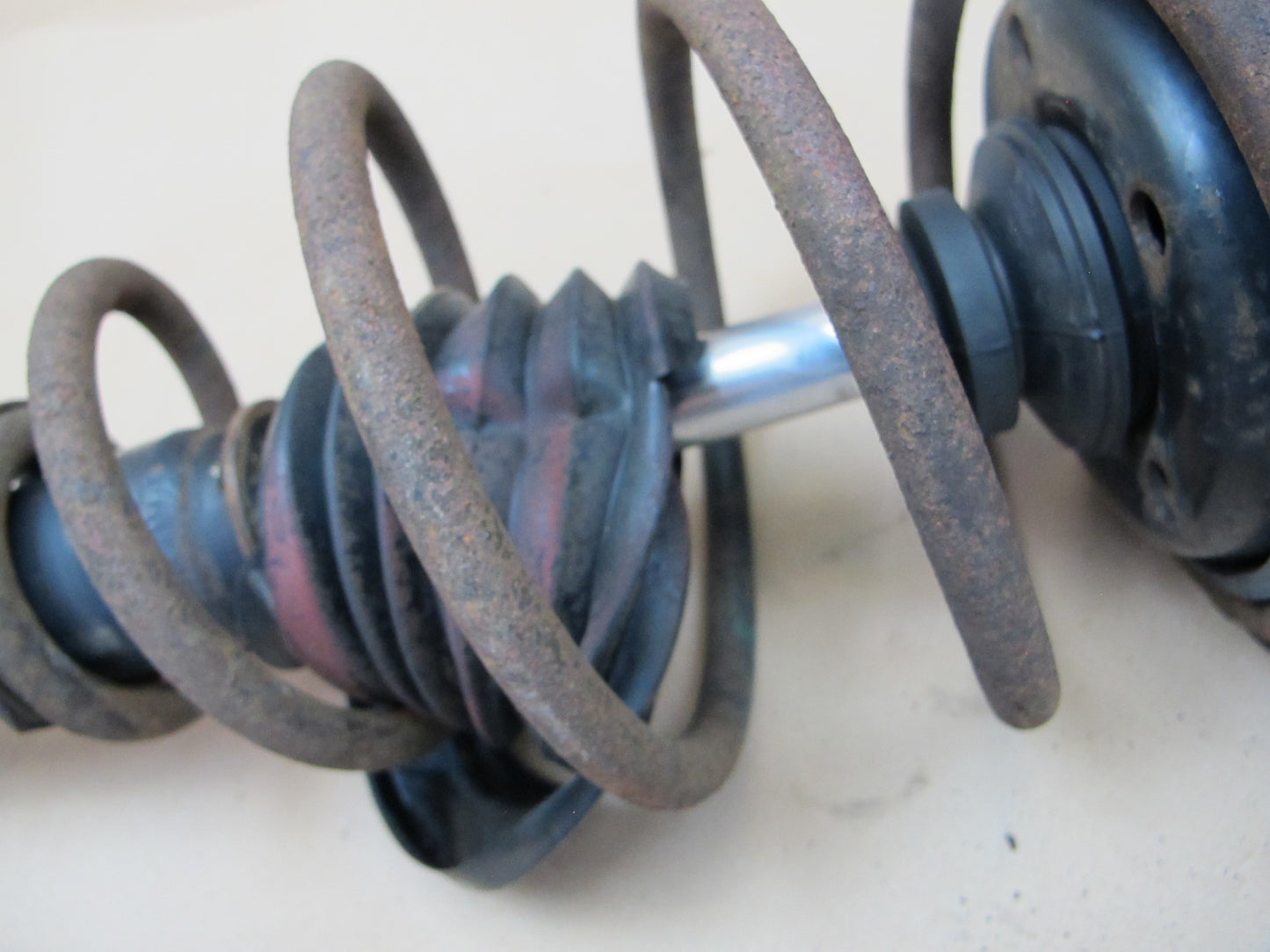 86-91 Mazda RX7 Set of 2 Front Left & Right Strut Shock Absorber OEM