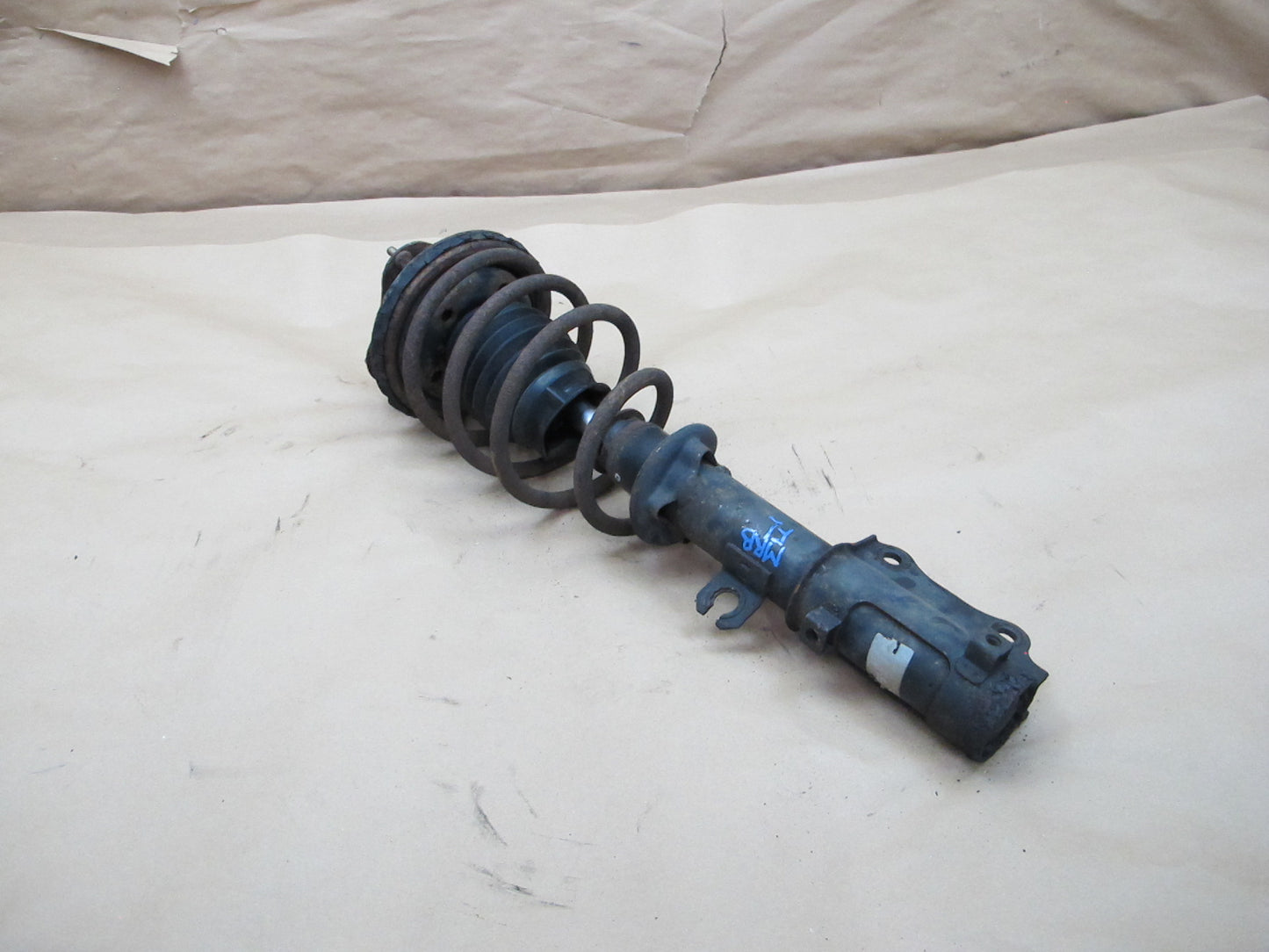 86-91 Mazda RX7 Set of 2 Front Left & Right Strut Shock Absorber OEM