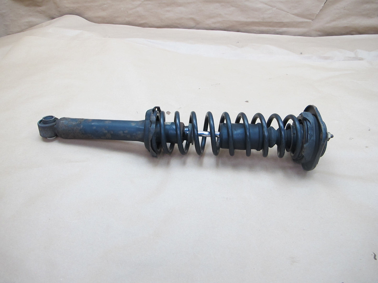 89-91 Mazda RX7 Convertible Set of 2 Rear Left Right Strut Shock Absorber OEM