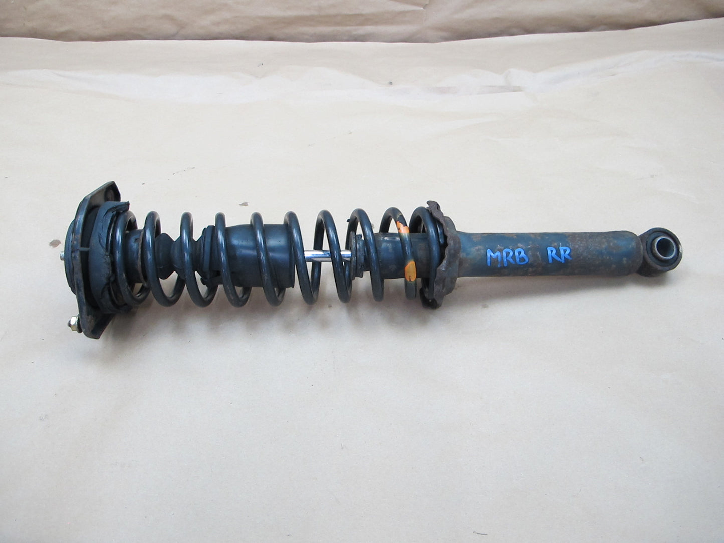89-91 Mazda RX7 Convertible Set of 2 Rear Left Right Strut Shock Absorber OEM