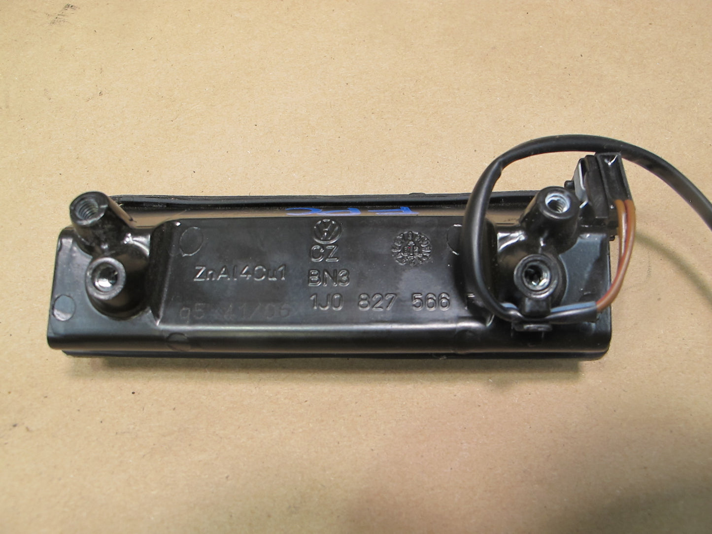 2003-2010 Porsche Cayenne 955 Rear Trunk Tailgate Handle Switch 1J0827566F