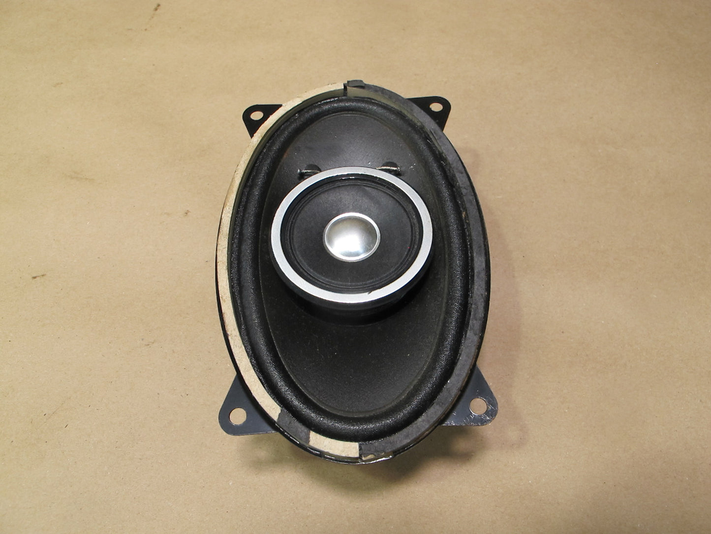85-93 VW Cabriolet Set of 2 Front Left & Right Door Speaker Kenwood KFC-463V