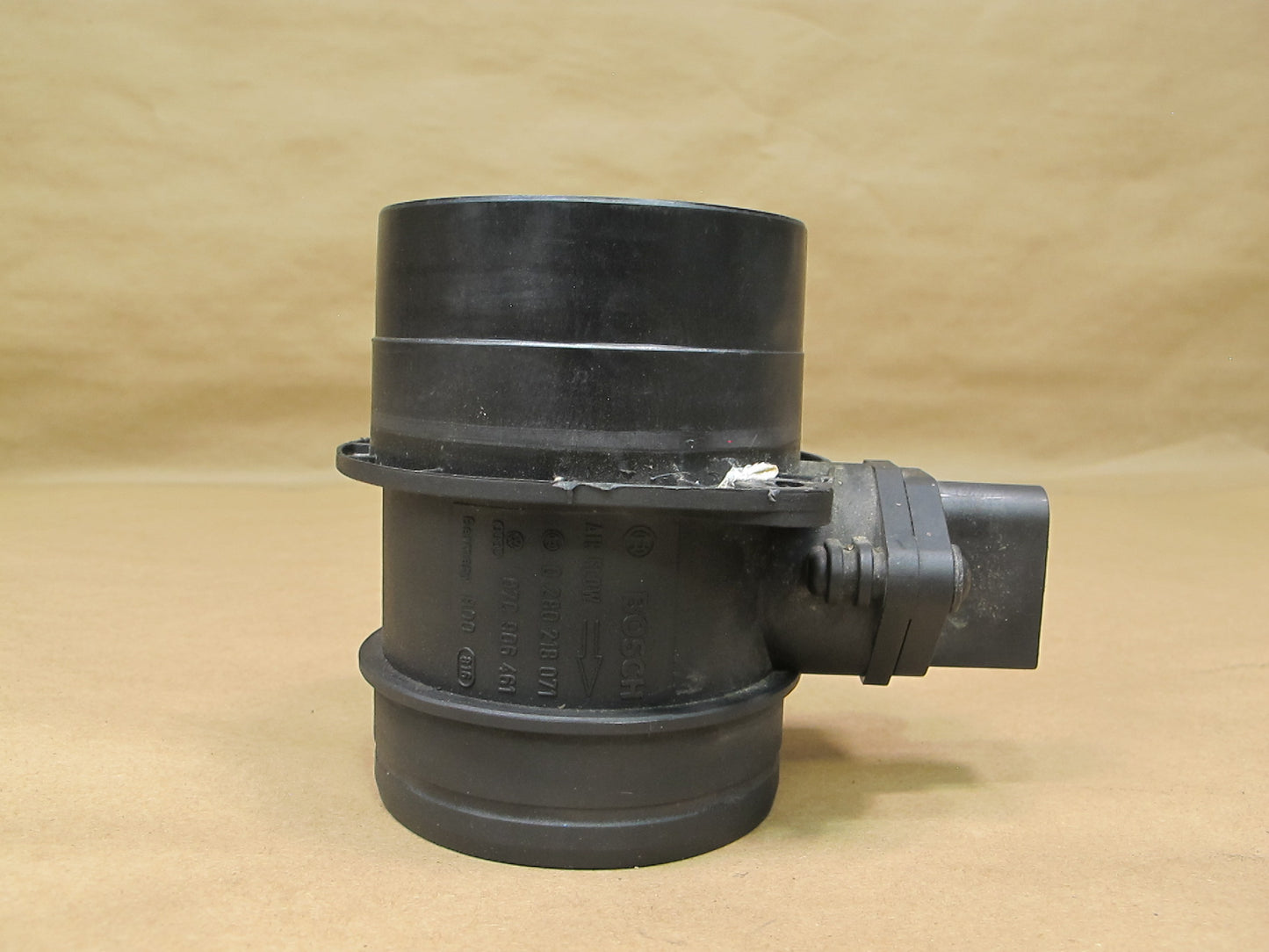 2003-2006 Porsche Cayenne 955 Turbo Mass Air Flow Meter MAF Sensor 07C906461