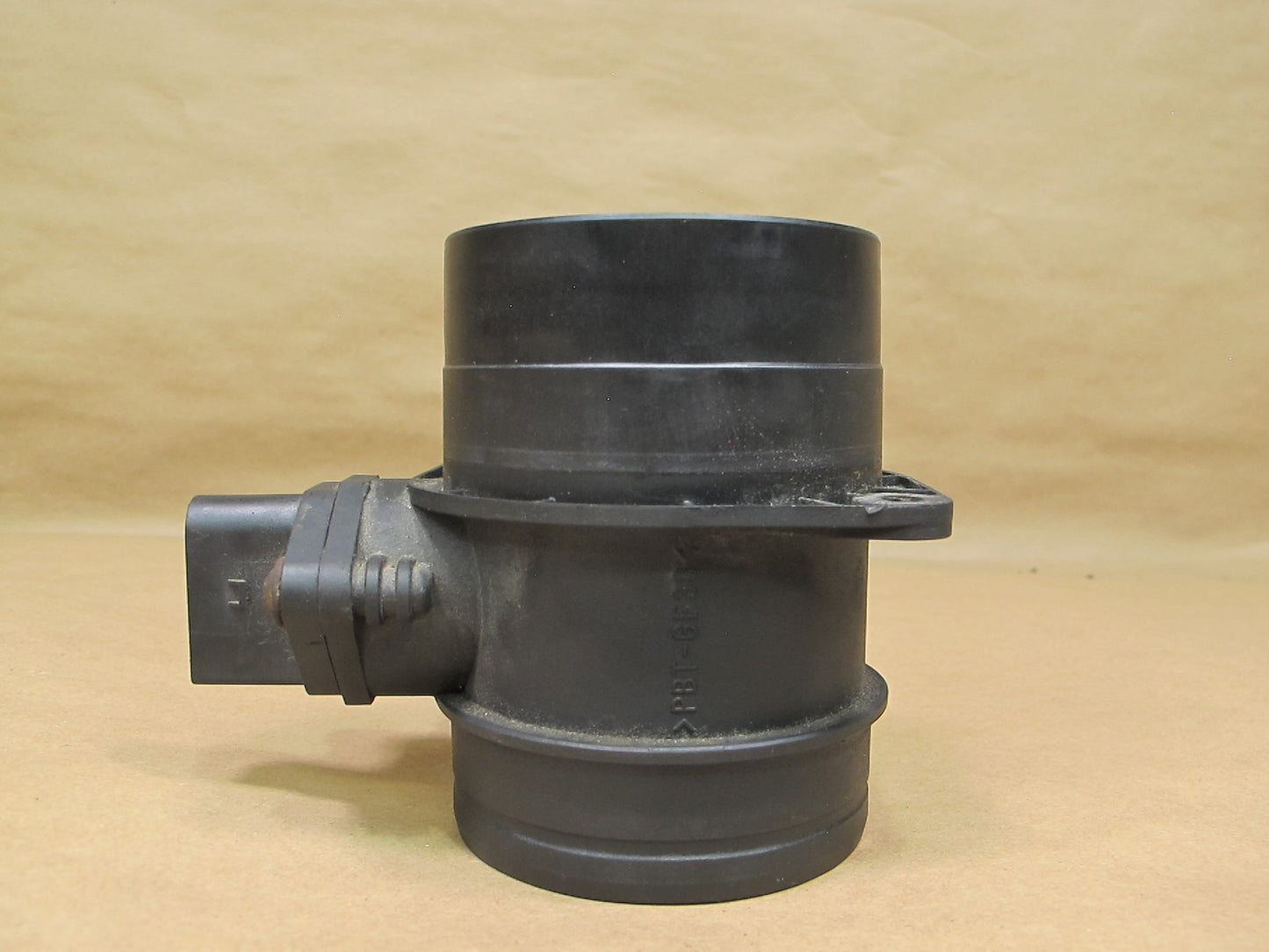 2003-2006 Porsche Cayenne 955 Turbo Mass Air Flow Meter MAF Sensor 07C906461