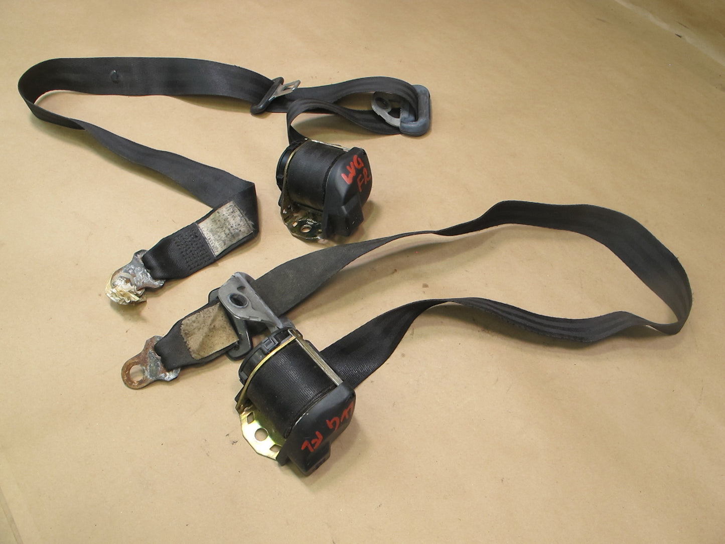 85-93 VW GOLF MK1 CABRIOLET FRONT RIGHT & LEFT SIDE SEATBELT RETRACTOR SET OEM