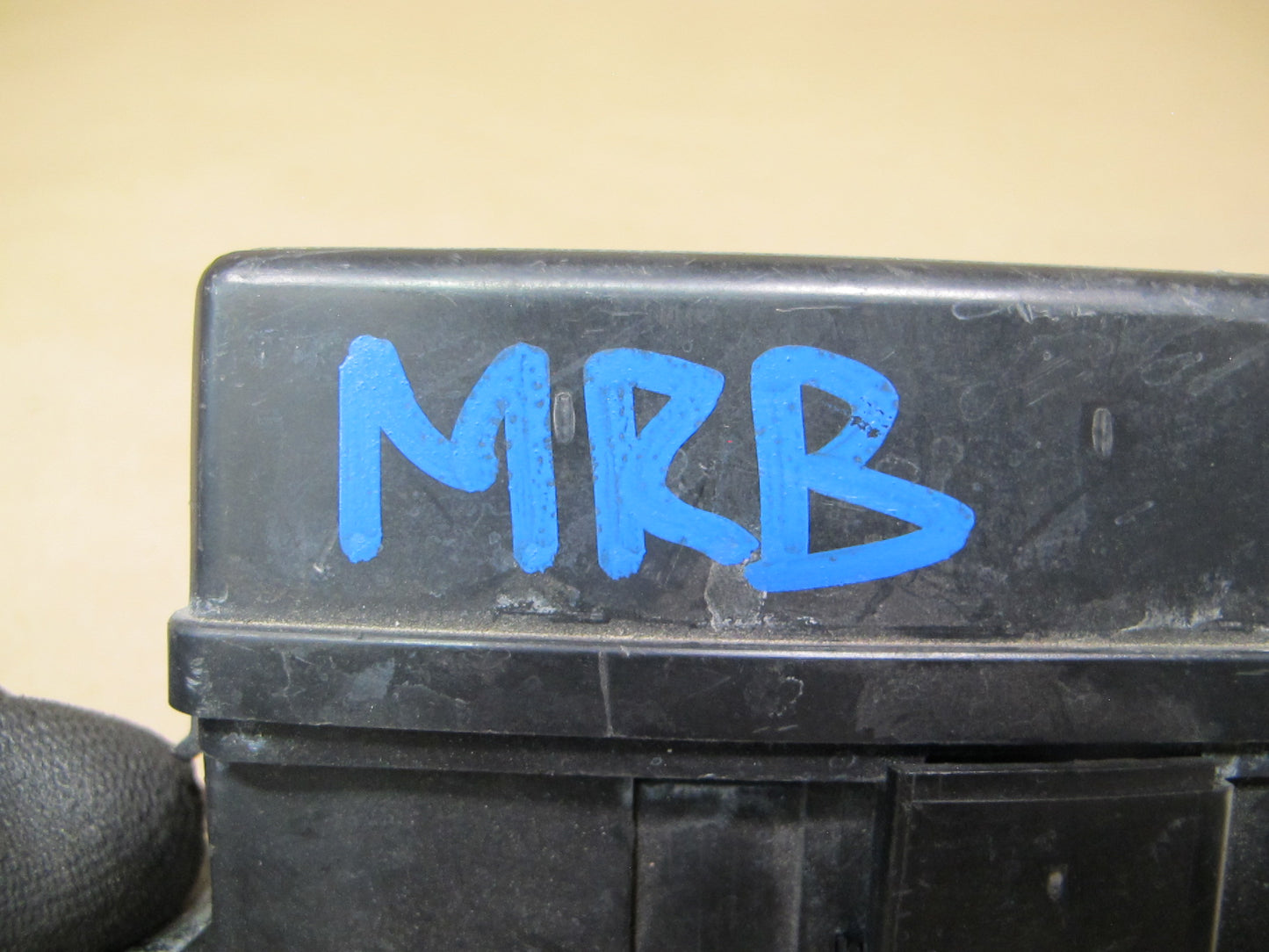 88-91 Mazda RX7 NON Turbo Engine Main Relay Fuse Box OEM