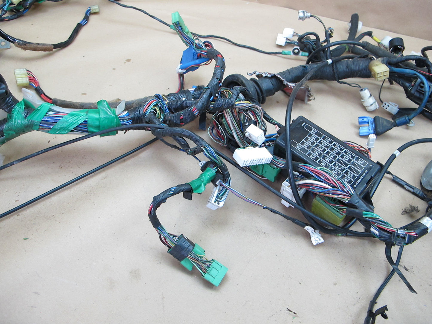 1991 Mazda RX7 Convertible NA A/T Engine Bay Body Wire Harness w Fuse Box OEM