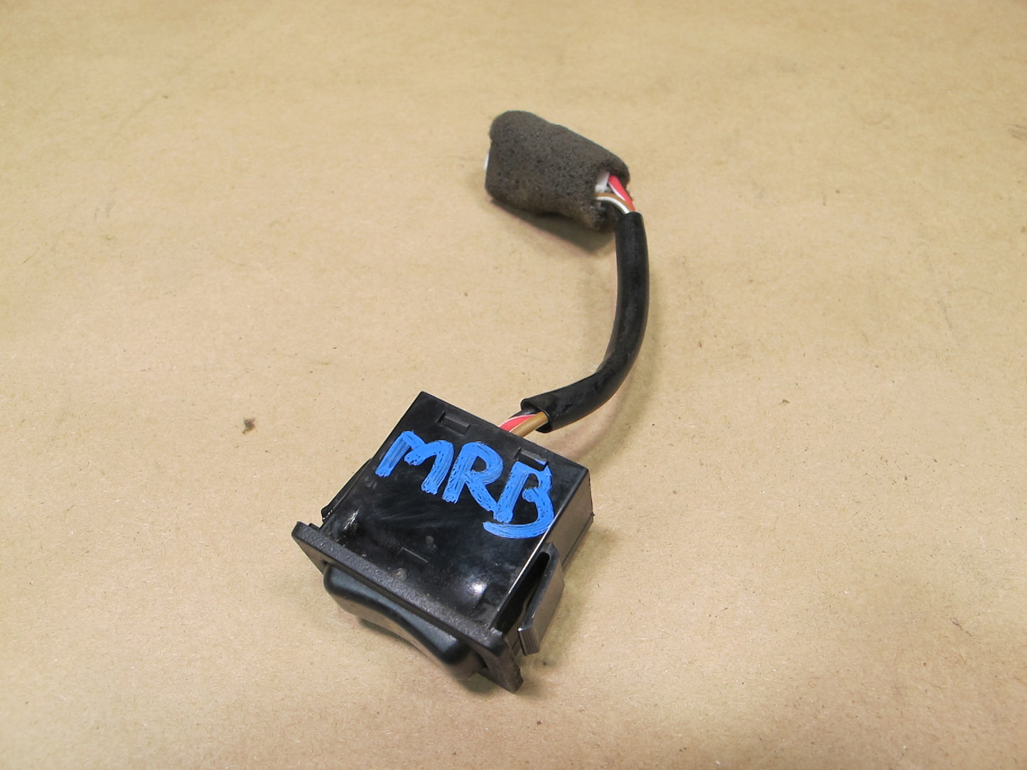 88-91 Mazda RX7 Convertible TOP Roof Open Close Button Switch OEM