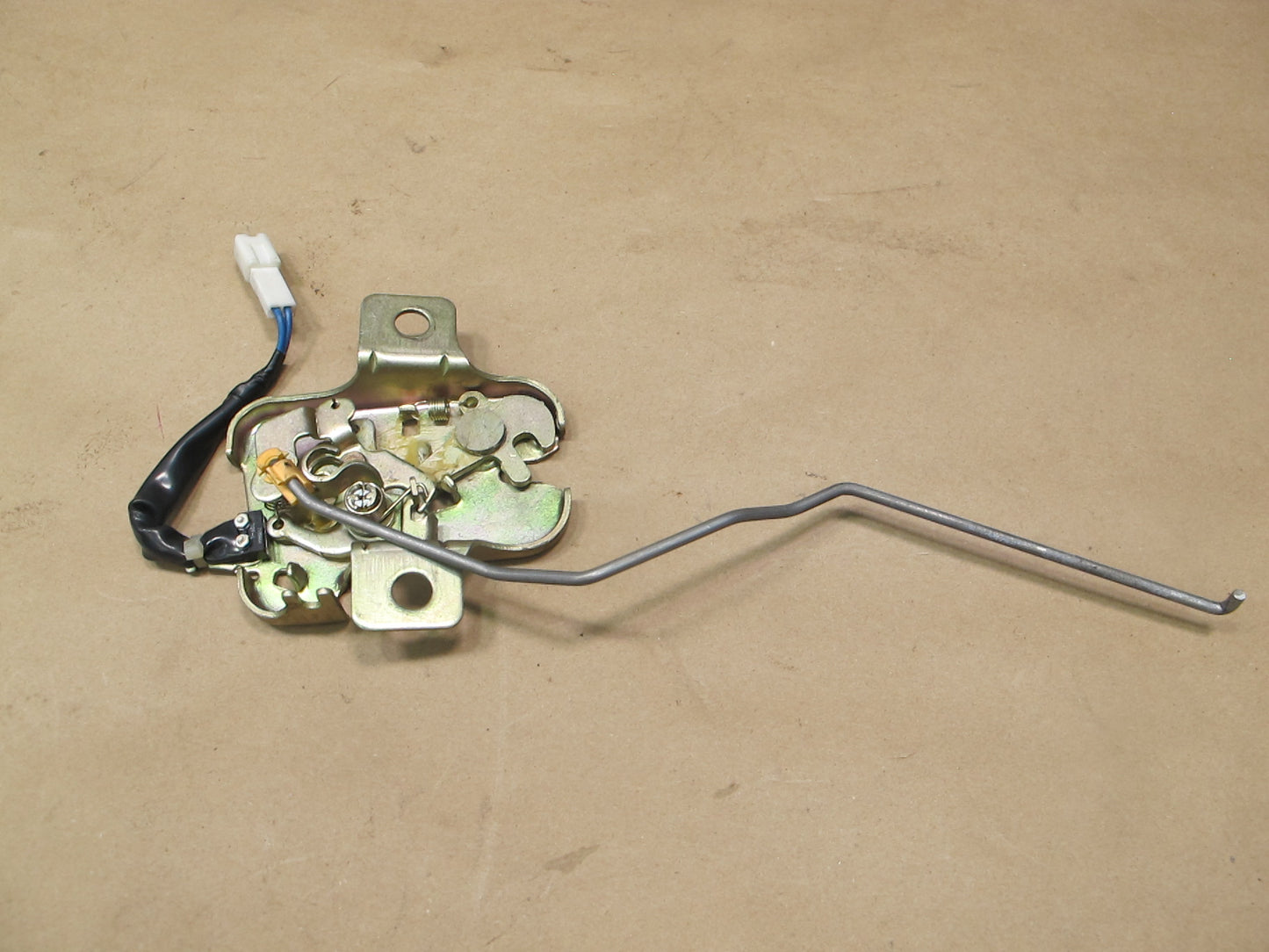 88-91 Mazda RX7 Convertible Rear Trunk Lock Latch Actuator OEM
