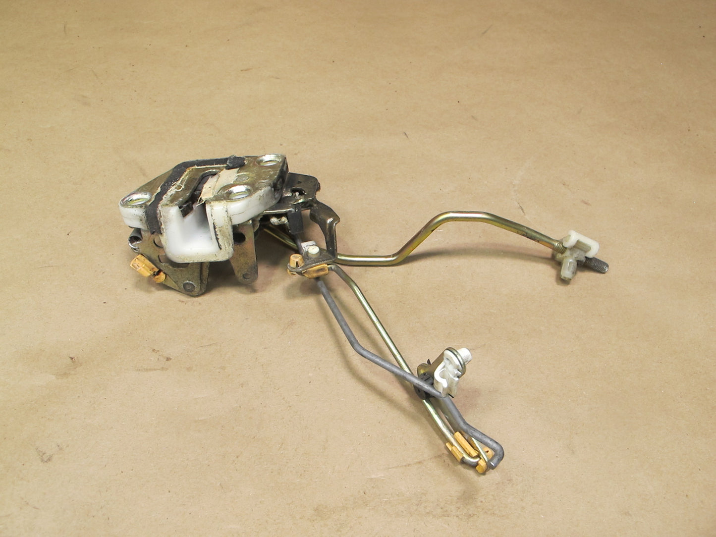 88-91 Mazda RX7 Convertible Right Door Lock Latch Actuator OEM