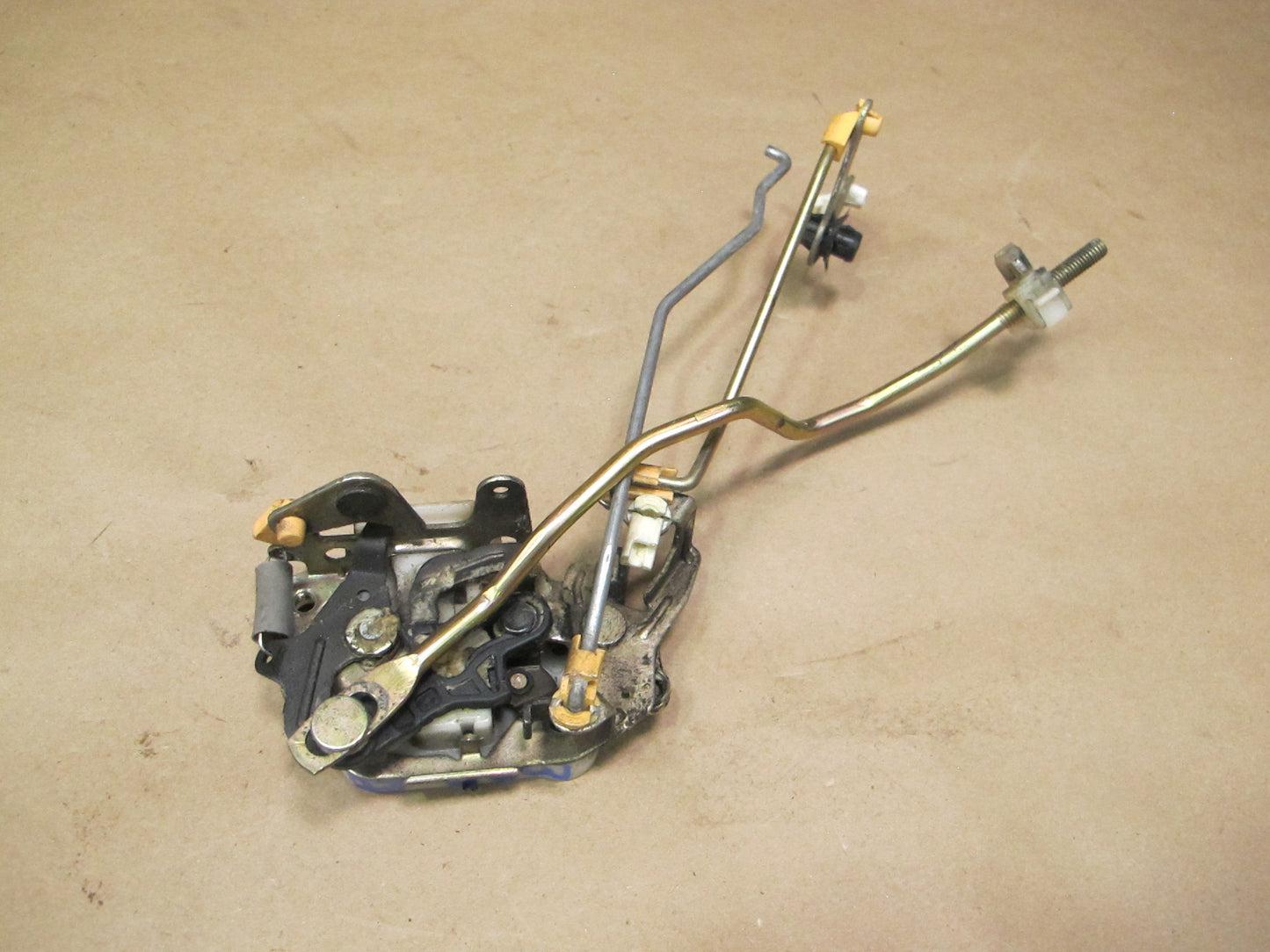 88-91 Mazda RX7 Convertible Right Door Lock Latch Actuator OEM