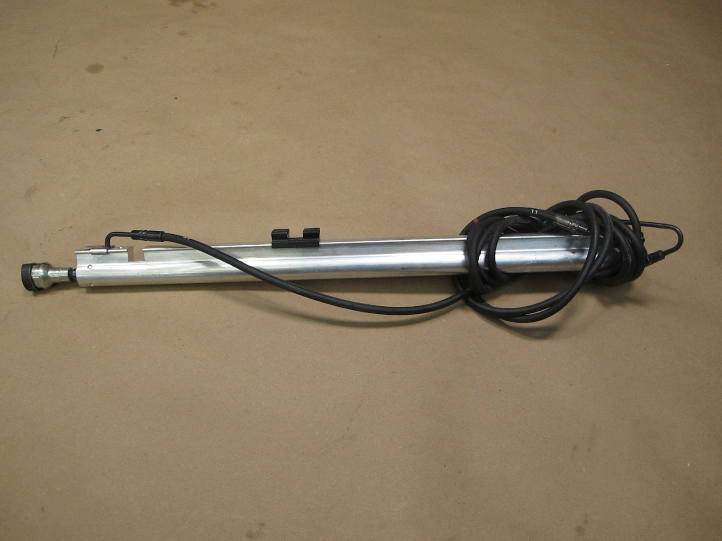 06-10 BMW E64 Convertible Rear Left Folding TOP Roof Hydraulic Cylinder OEM