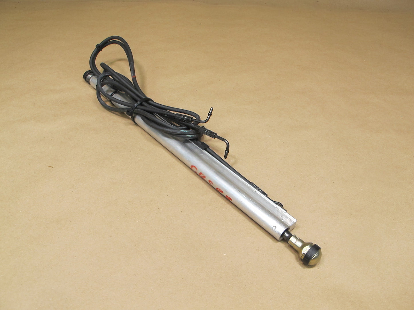 06-10 BMW E64 Convertible Rear Right Folding TOP Roof Hydraulic Cylinder OEM