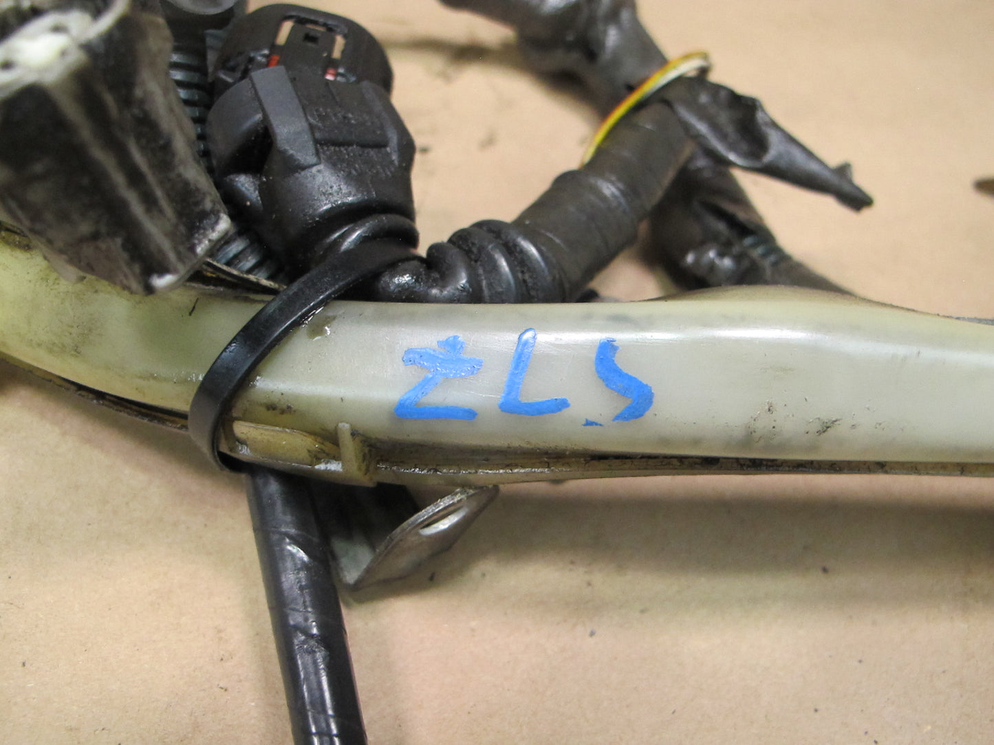 98-00 Lexus UCF20L LS400 Engine Bay Wire Wiring Harness OEM
