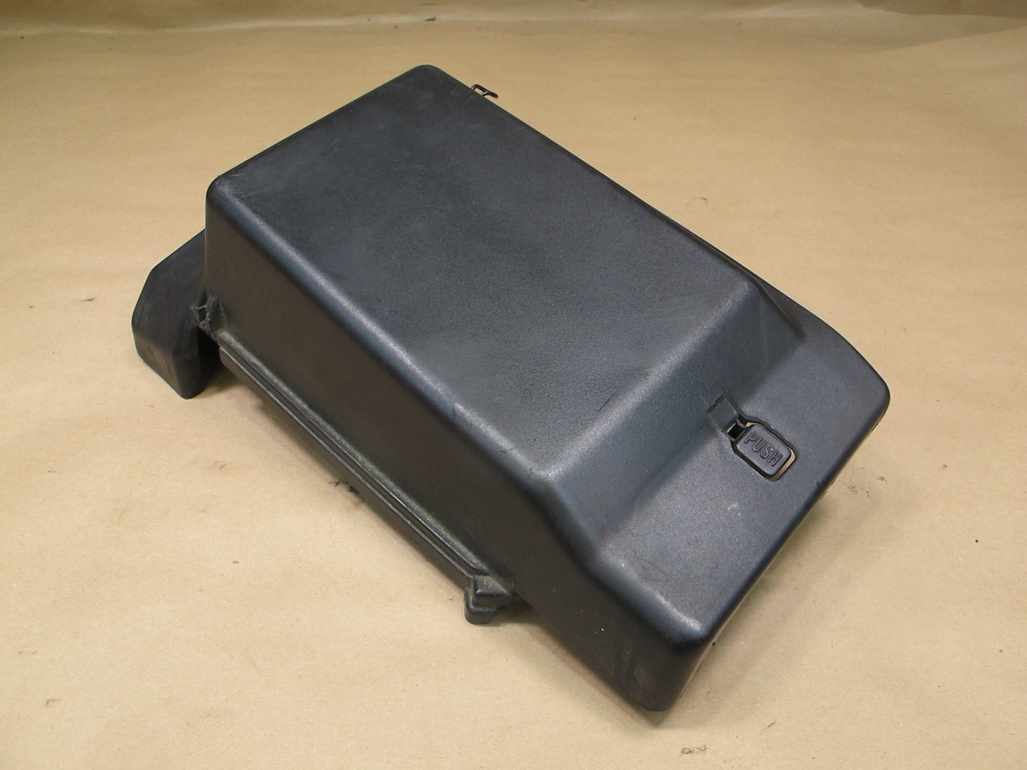 98-00 Lexus UCF20L LS400 Engine Bay Fuse Box Lid Cover OEM