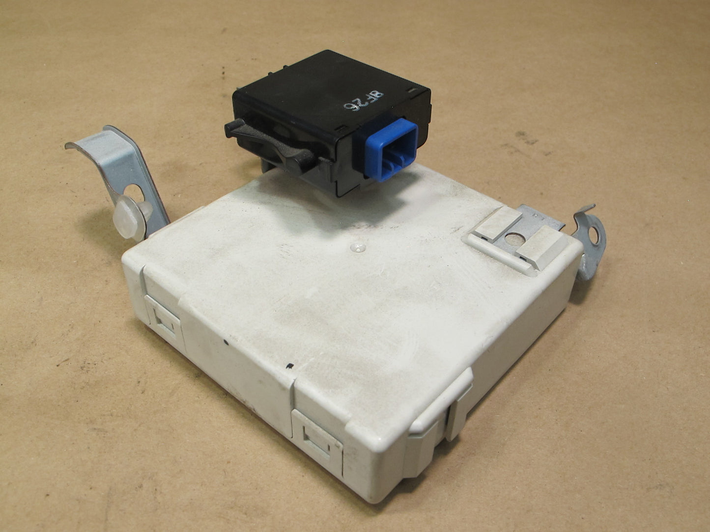 1998 Lexus UCF20L LS400 Steering Tilt & Telescopic Control Module OEM