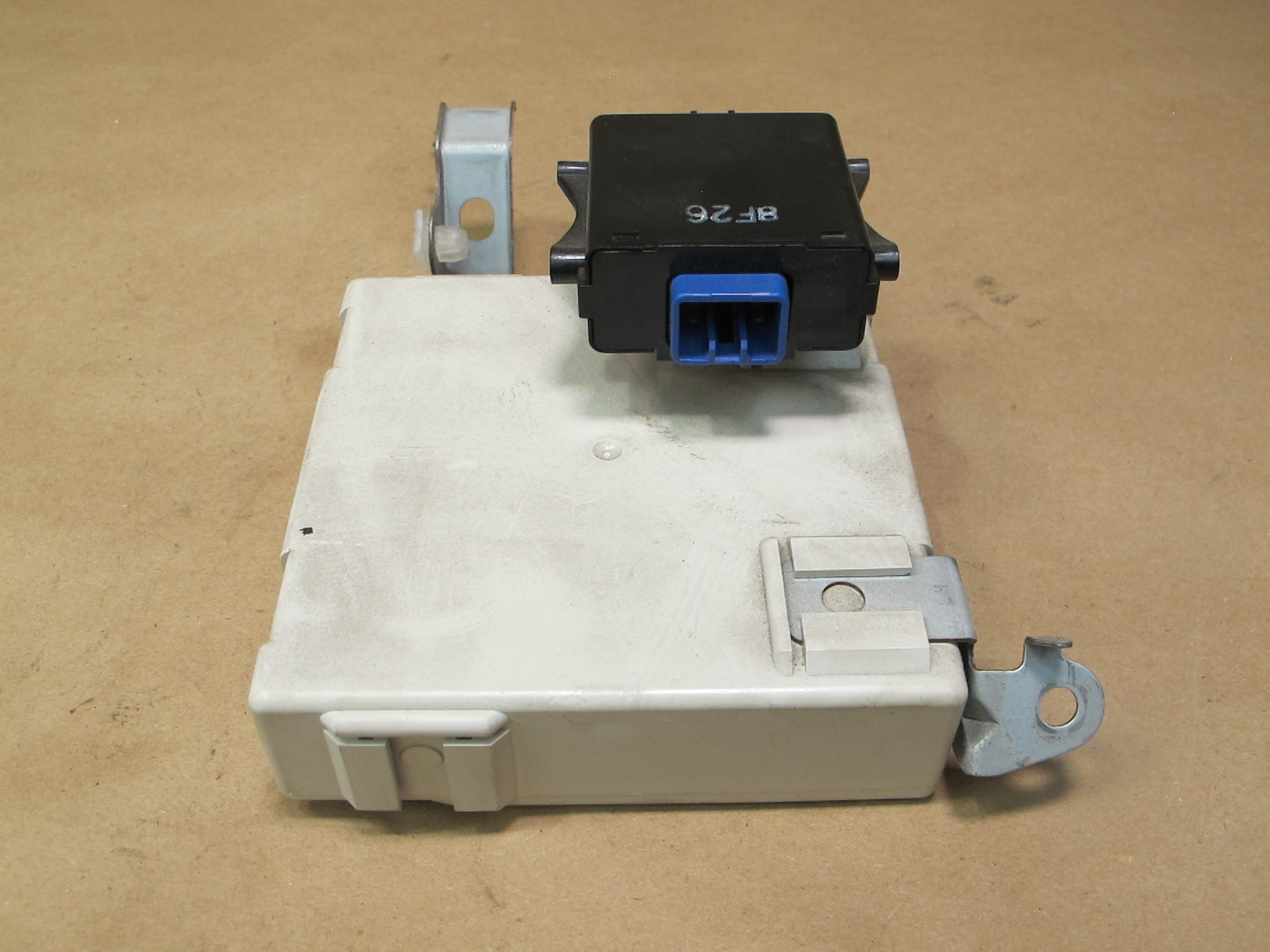 1998 Lexus UCF20L LS400 Steering Tilt & Telescopic Control Module OEM