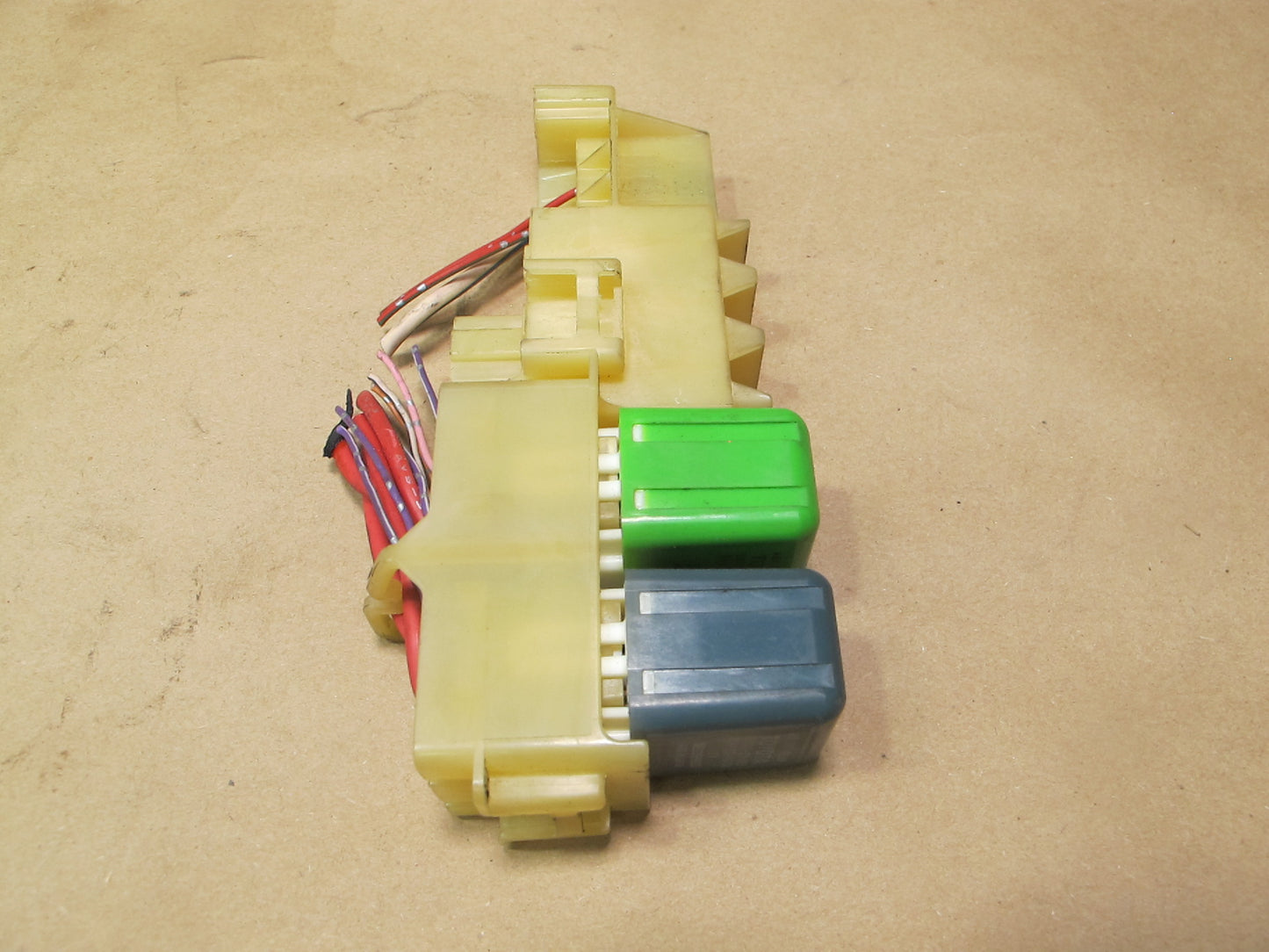 95-00 Lexus UCF20L LS400 ABS Fuse Relay Box Module OEM