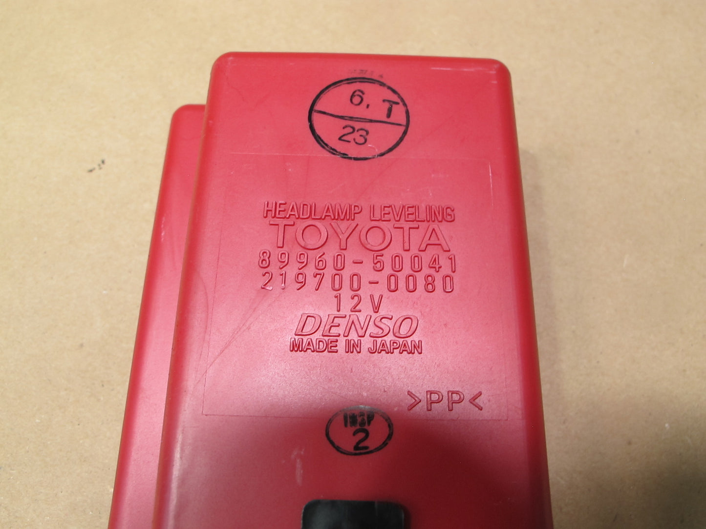 98-00 Lexus UCF20 LS400 Headlight Lamp Leveling Control Module 89960-50041 OEM