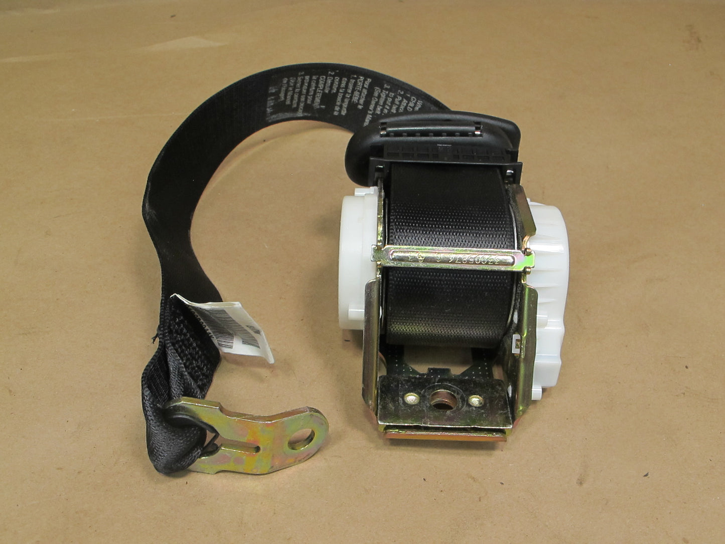 06-10 BMW E64 CONVERTIBLE REAR LEFT & RIGHT SIDE SEATBELT RETRACTOR SET OEM